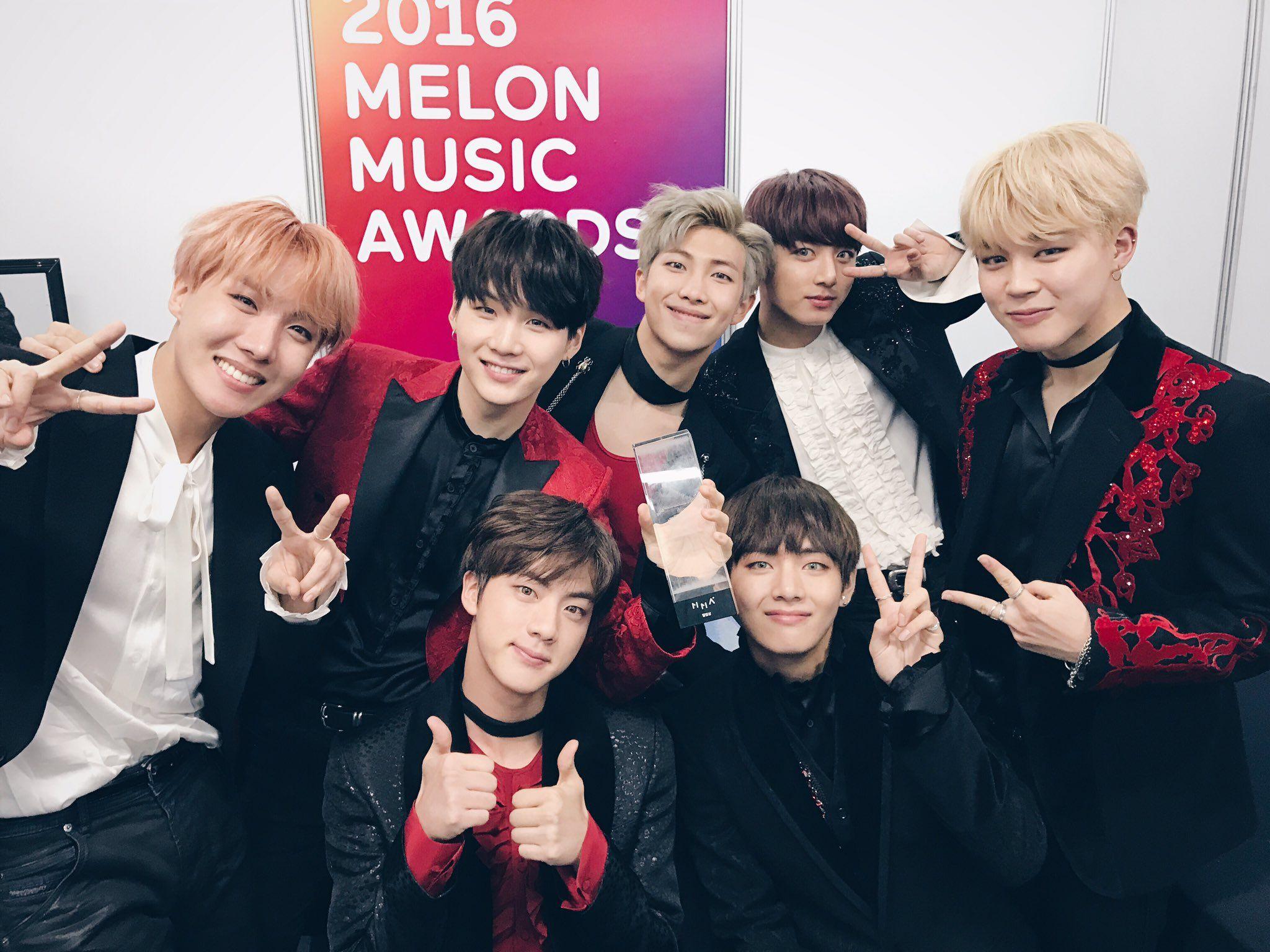 2048x1536 Bts Background HD