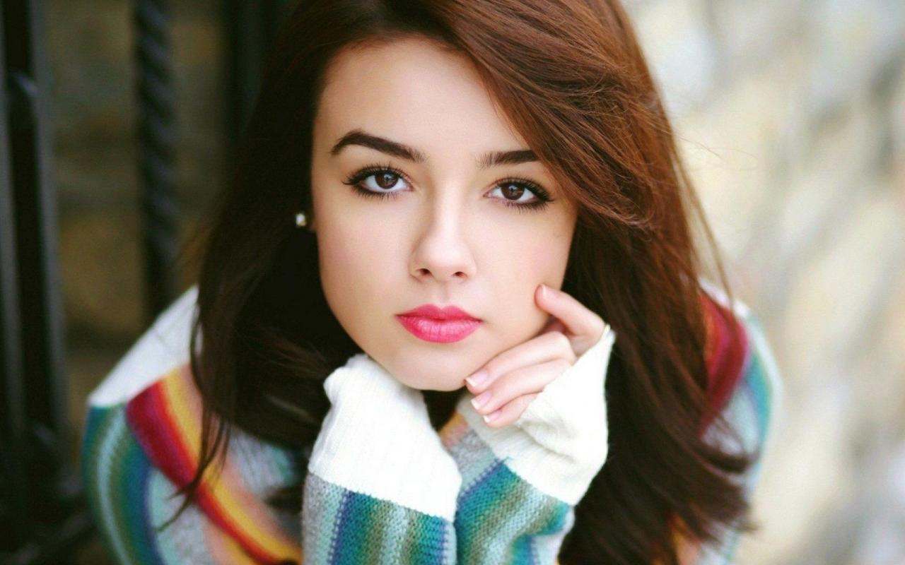 1280x800 Picture Of Beautiful Women HD wallpaperx1080