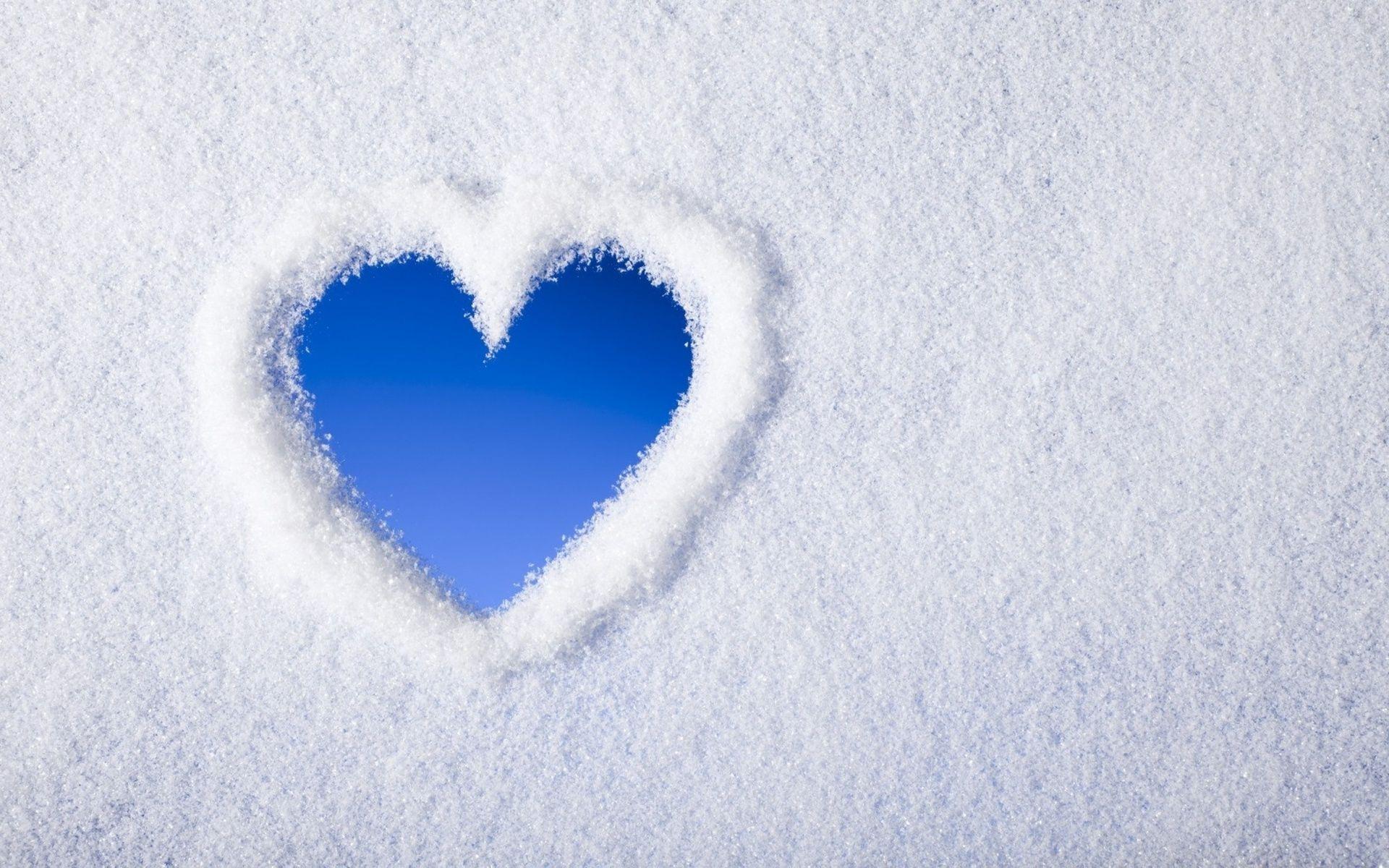 1920x1200 Blue Heart Wallpaper