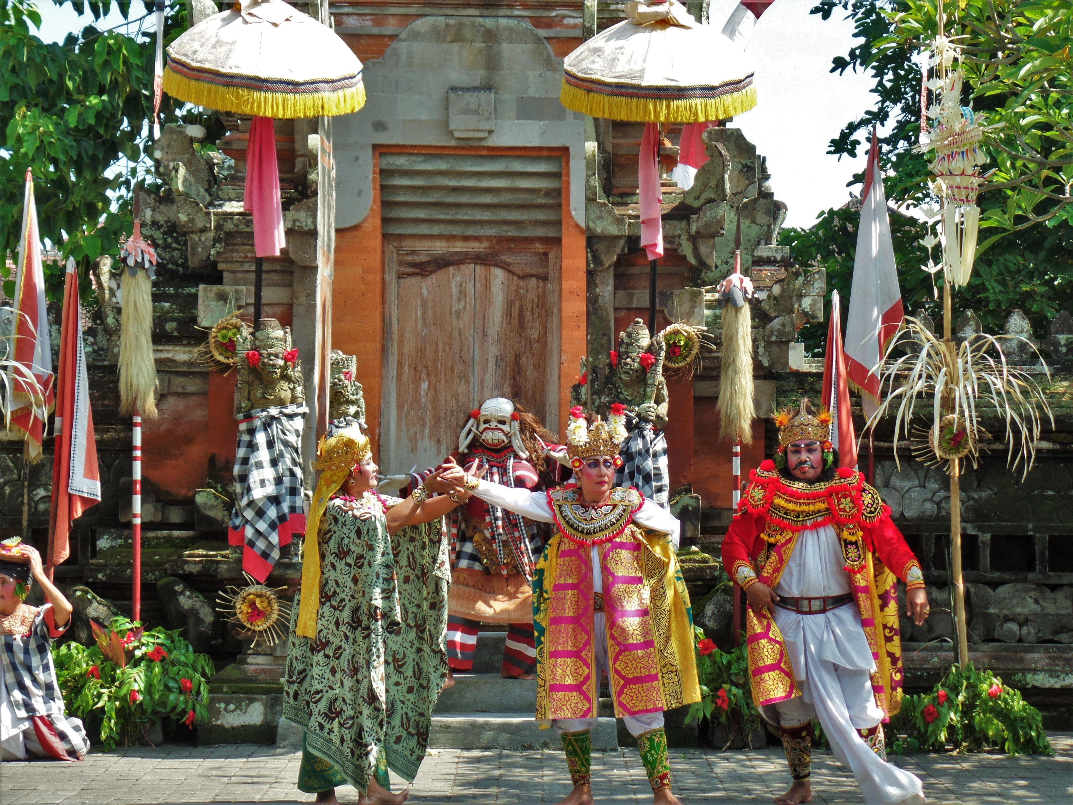 3648x2736 Balinese Culture .