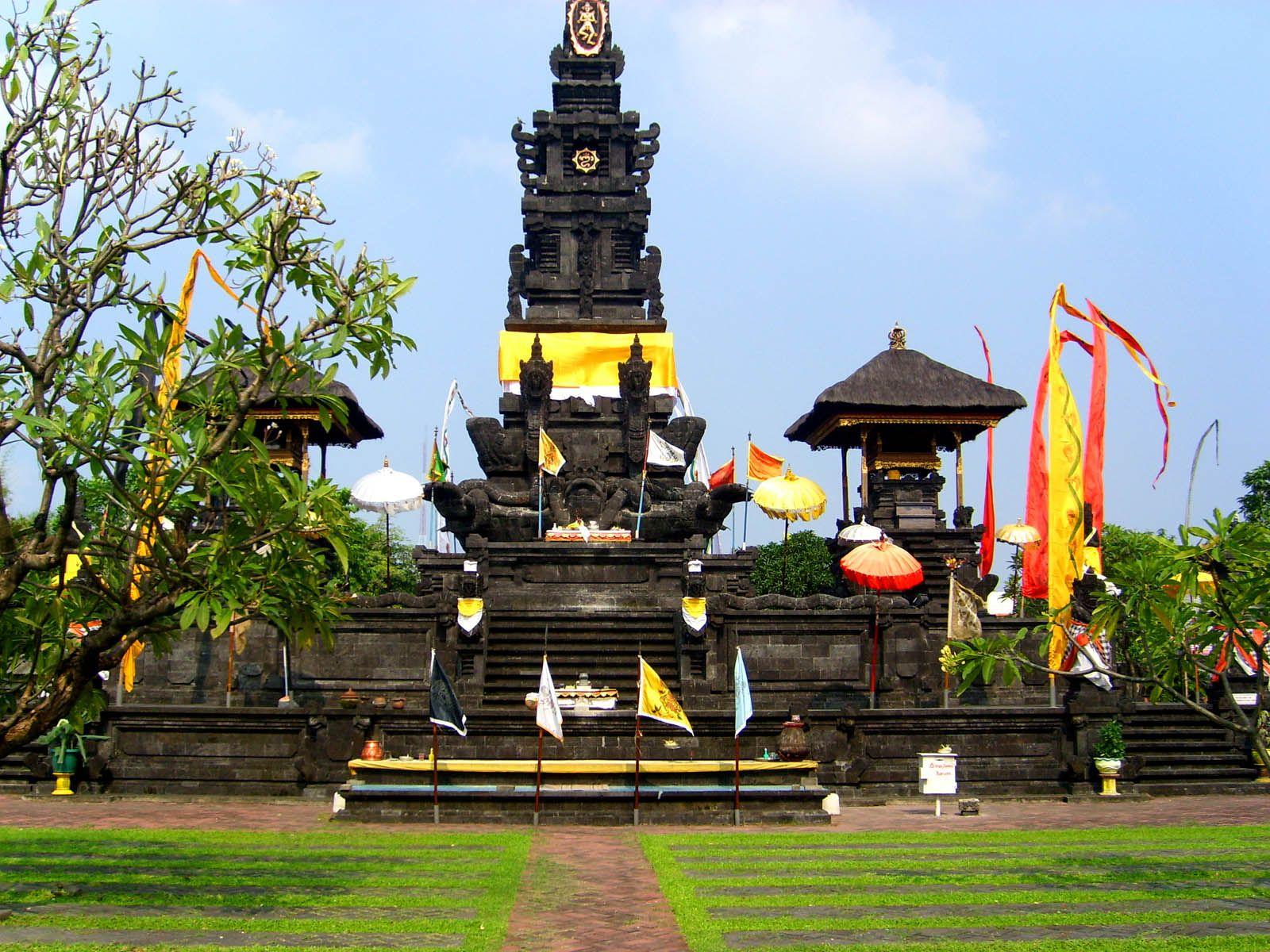 1600x1200 Penataran Temple Bali Travel Indonesia W Temple Wallpaper & Background Download