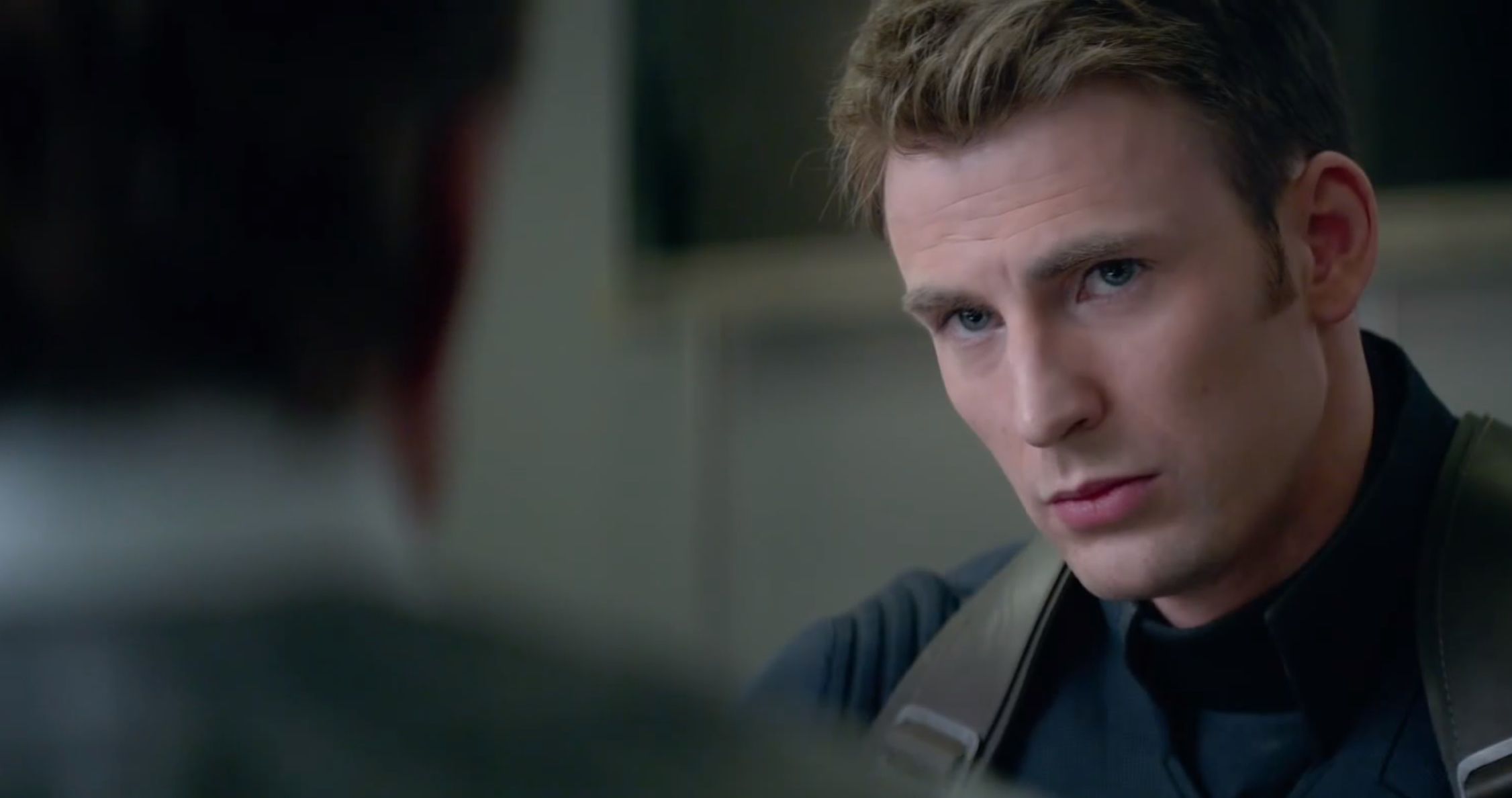 2252x1188 Chris Evans HD