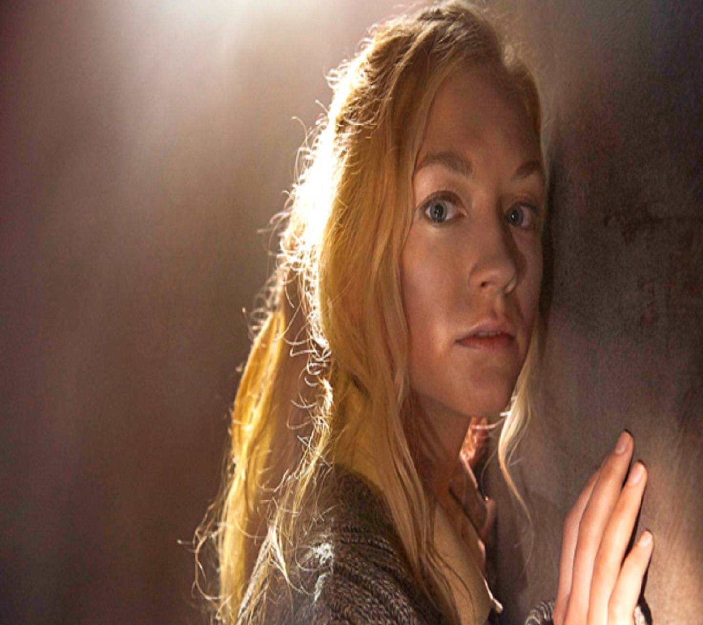 1440x1280 Emily Kinney wallpaper