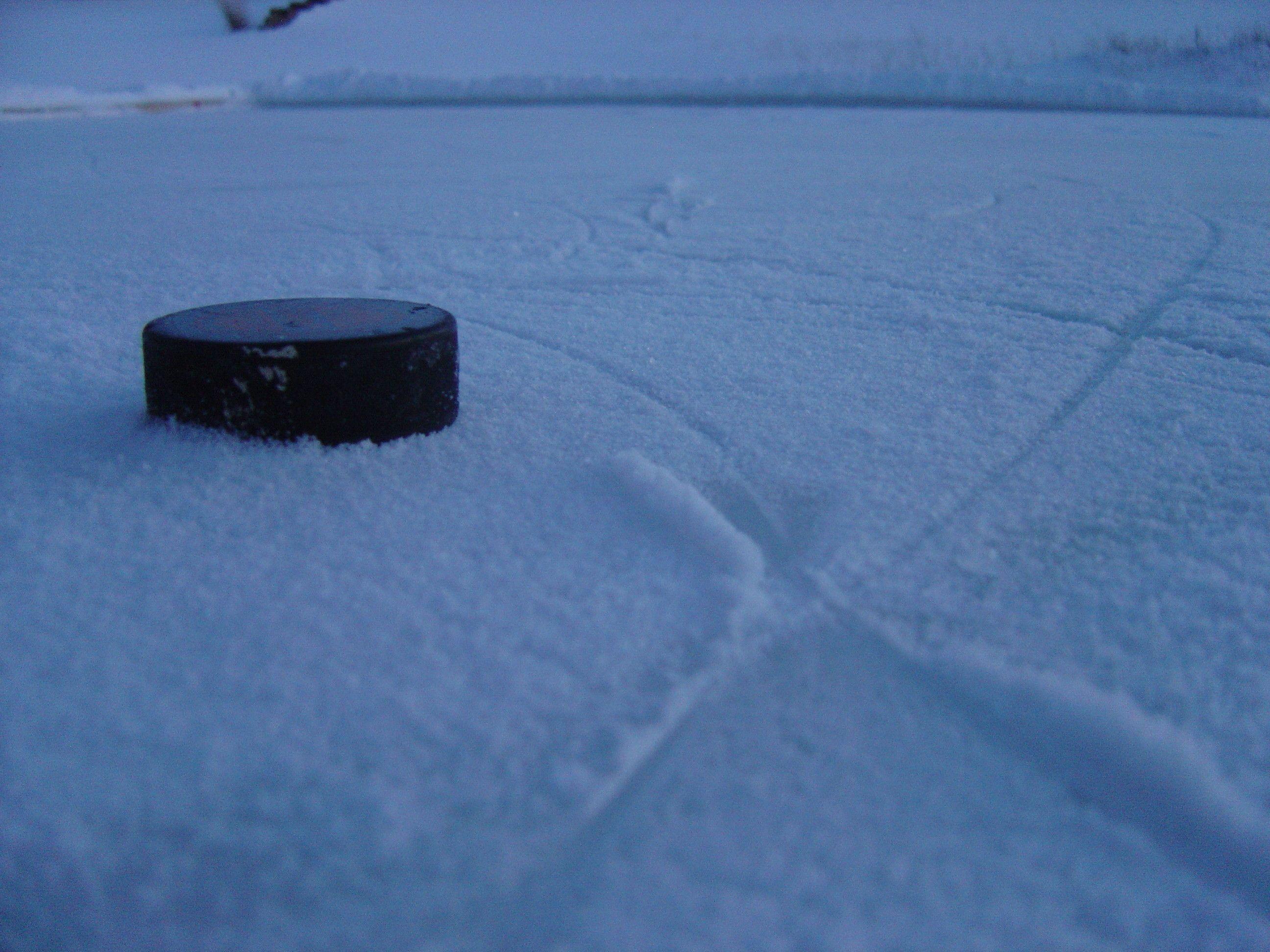 2592x1944 Ice Hockey Rink Wallpaper .