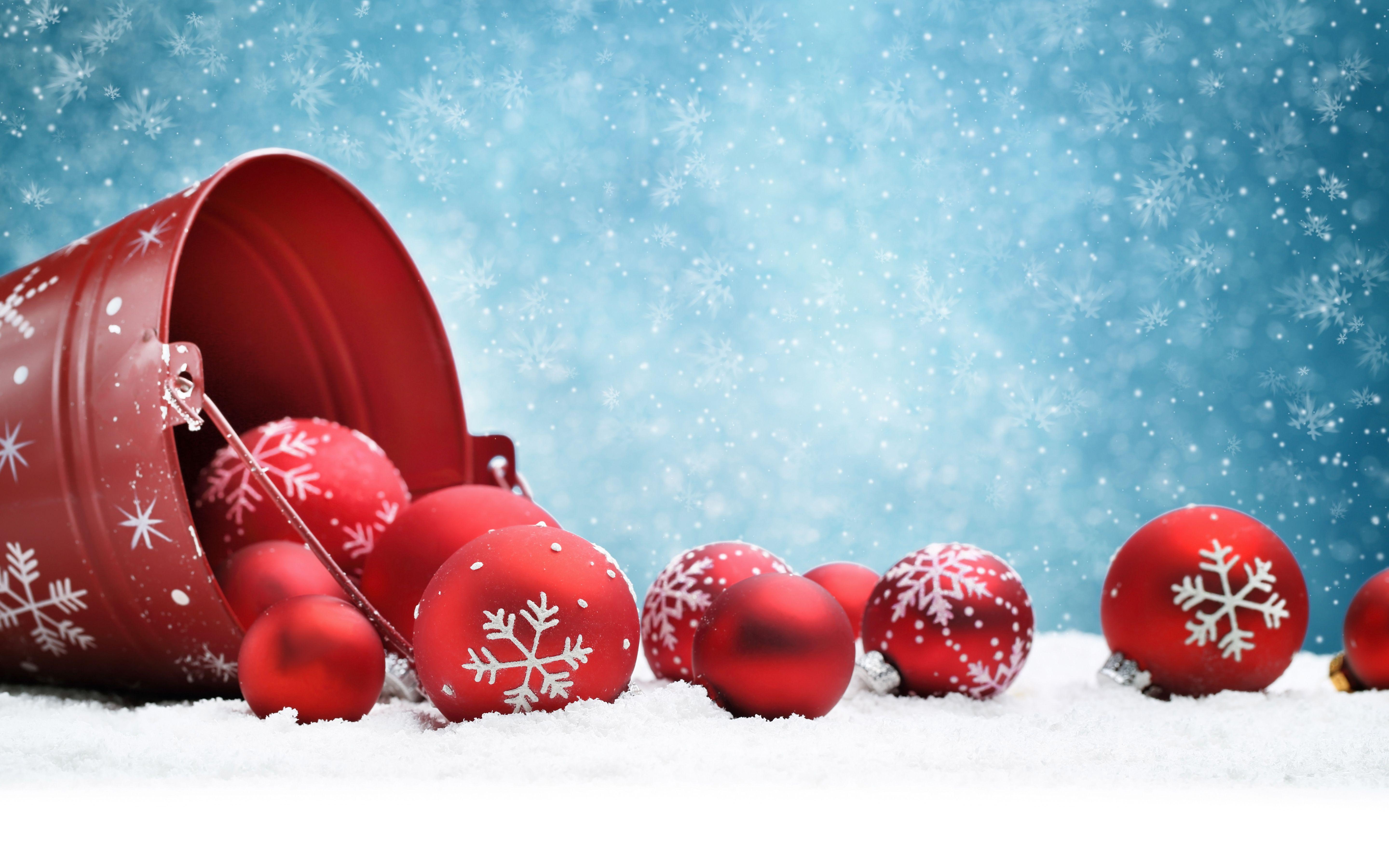 5760x3600 Desktop Wallpaper Christmas Snowflakes Balls Holidays 5760x3600