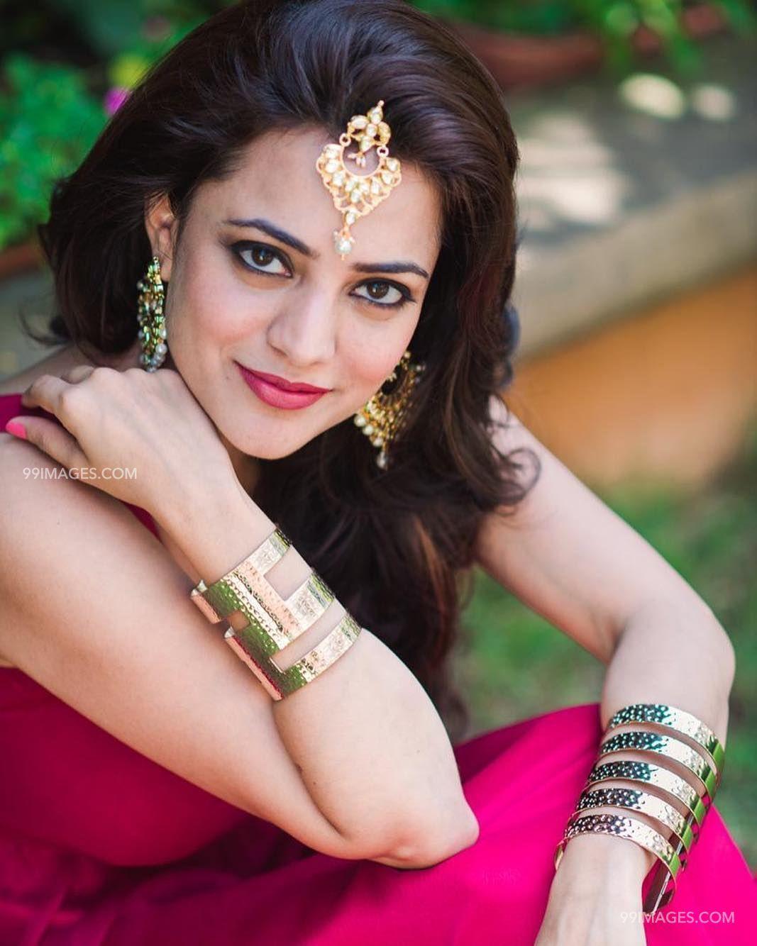 1067x1334 Nisha Agarwal Beautiful HD Photo & Mobile Wallpaper
