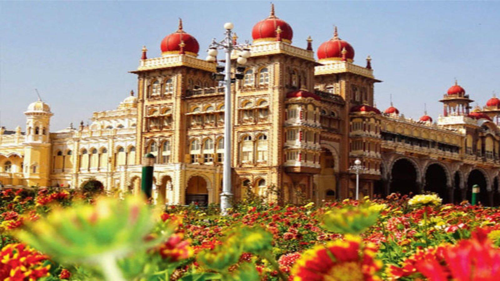 1600x900 Covid 19 In Karnataka: Mysore Palace Closed After Employee's Relative Test Positive Economic Times Video