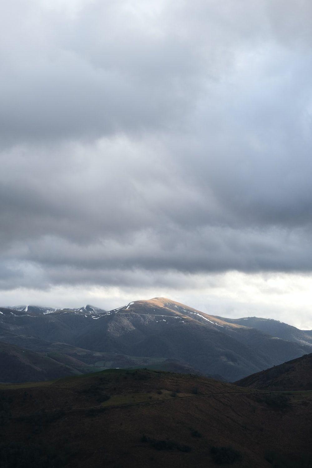 1000x1500 Rainy Mountain Picture. Download Free Image