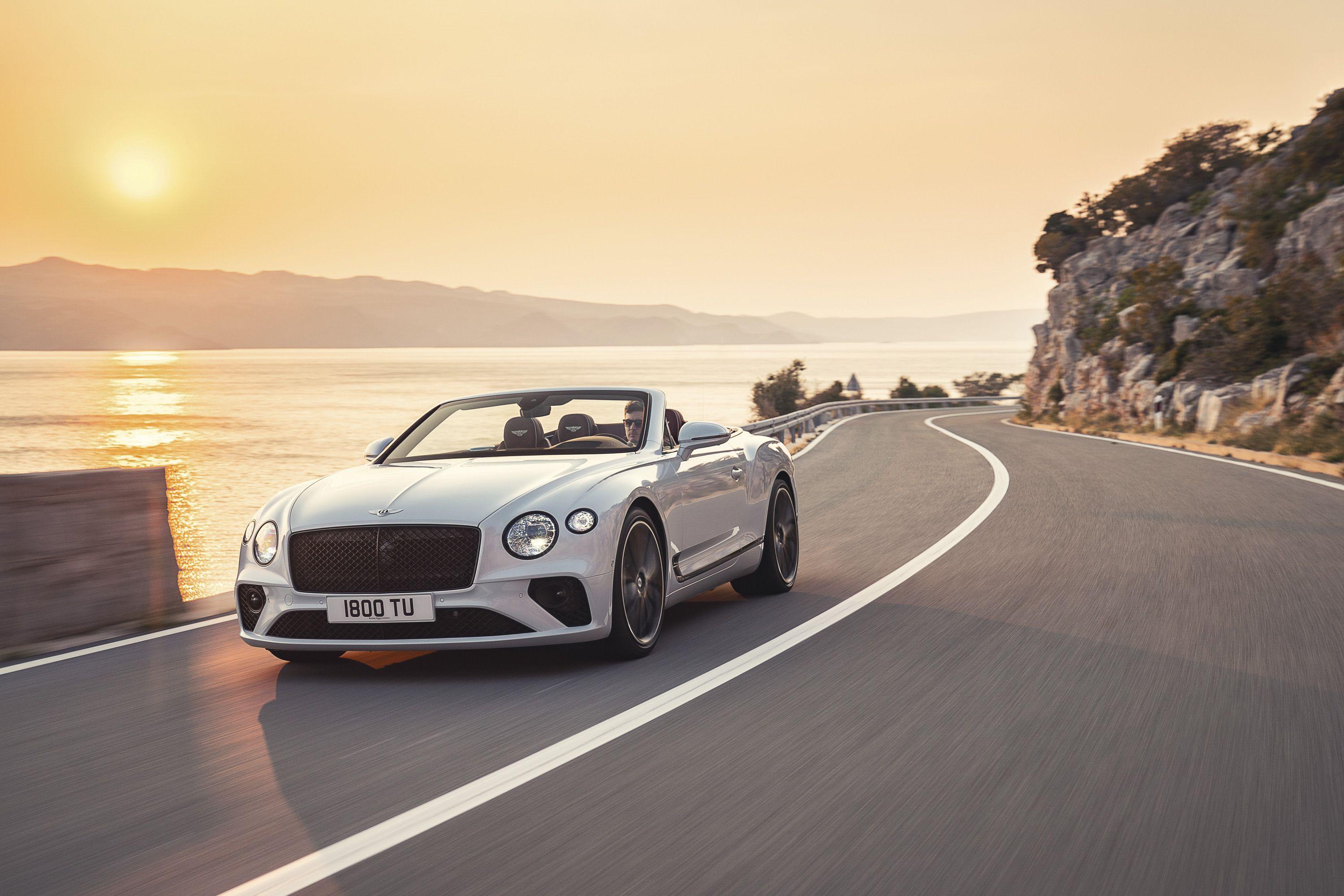 3000x2000 Bentley Continental GT Convertible Wallpaper