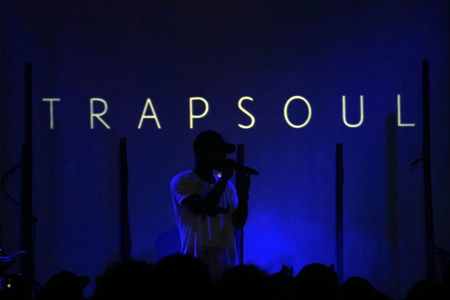 Bryson Tiller Trapsoul Wallpapers Top Free Bryson Tiller Trapsoul Backgrounds Wallpaperaccess