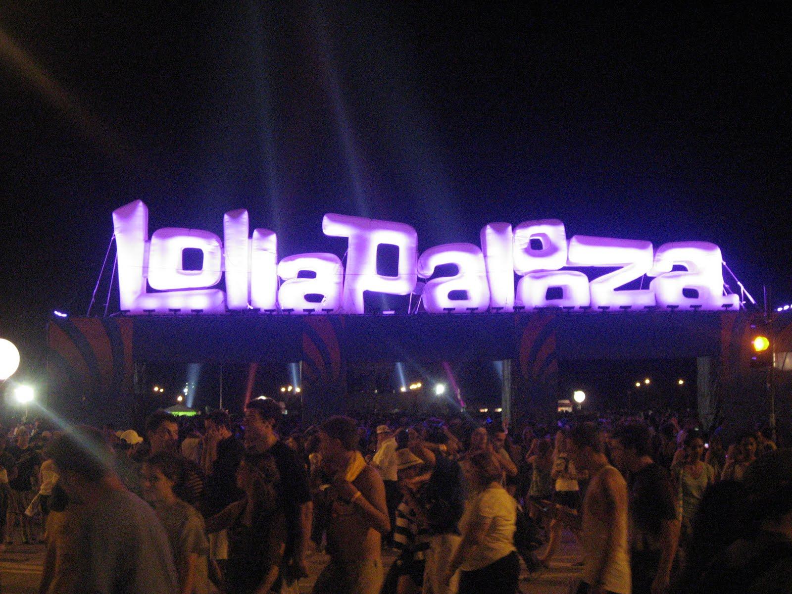 1600x1200 Lollapalooza Wallpaper