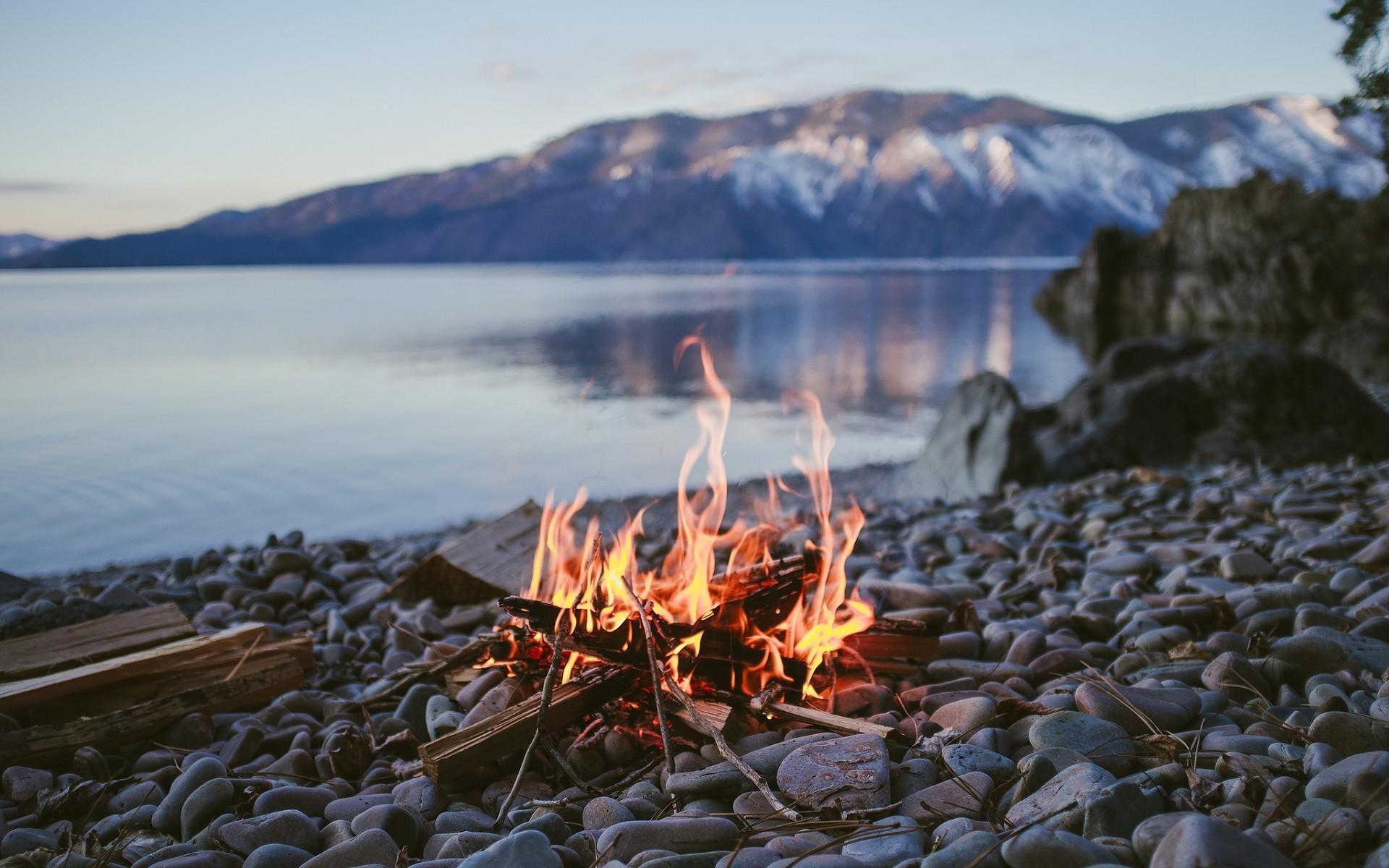 1920x1200 Camp Fire Wallpaper
