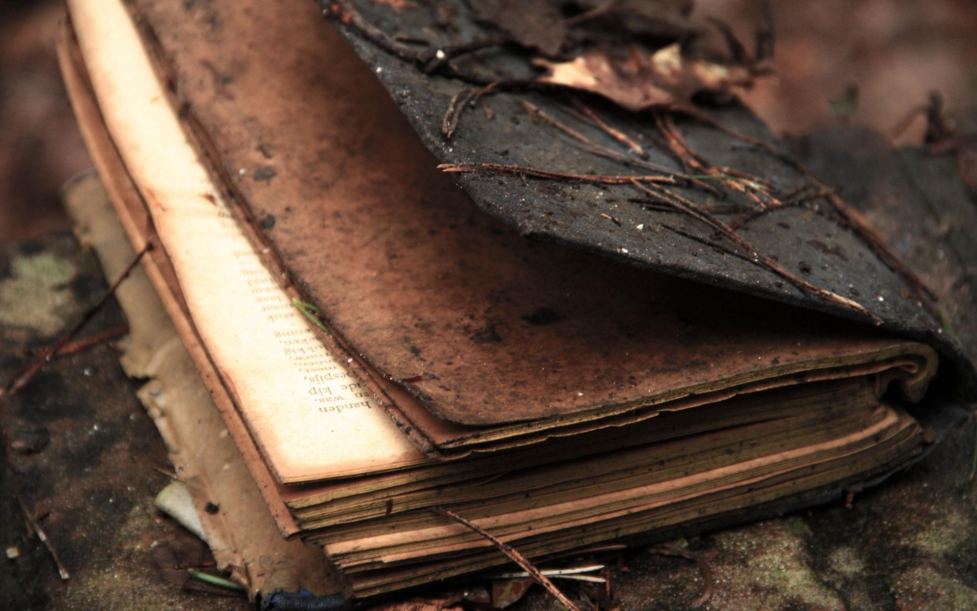 1920x1200 Vintage objects literature old books wallpaper