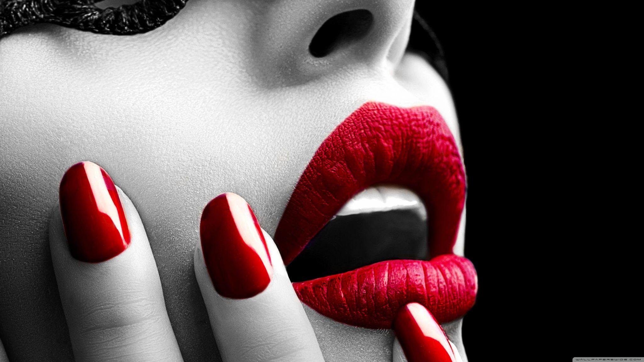 2048x1152 Red Lips and Red Nails Wallpaper