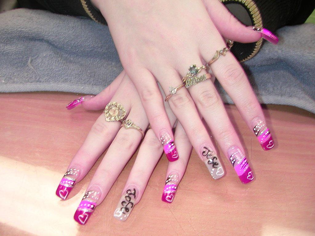 1024x768 Beautiful Nail Art .
