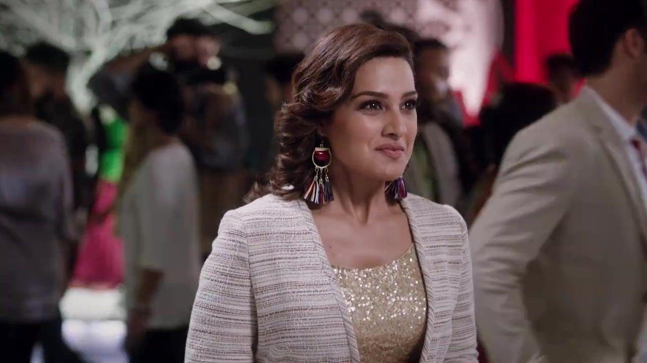 1280x720 Iqra Aziz's Biography. Portfolio. Image. Photo. HD Picture 2021