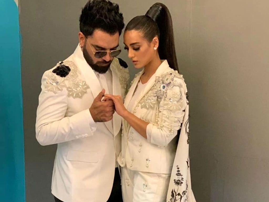 1024x768 Yasir Hussain's Unicorn Surprise for Iqra Aziz on Her Birthday