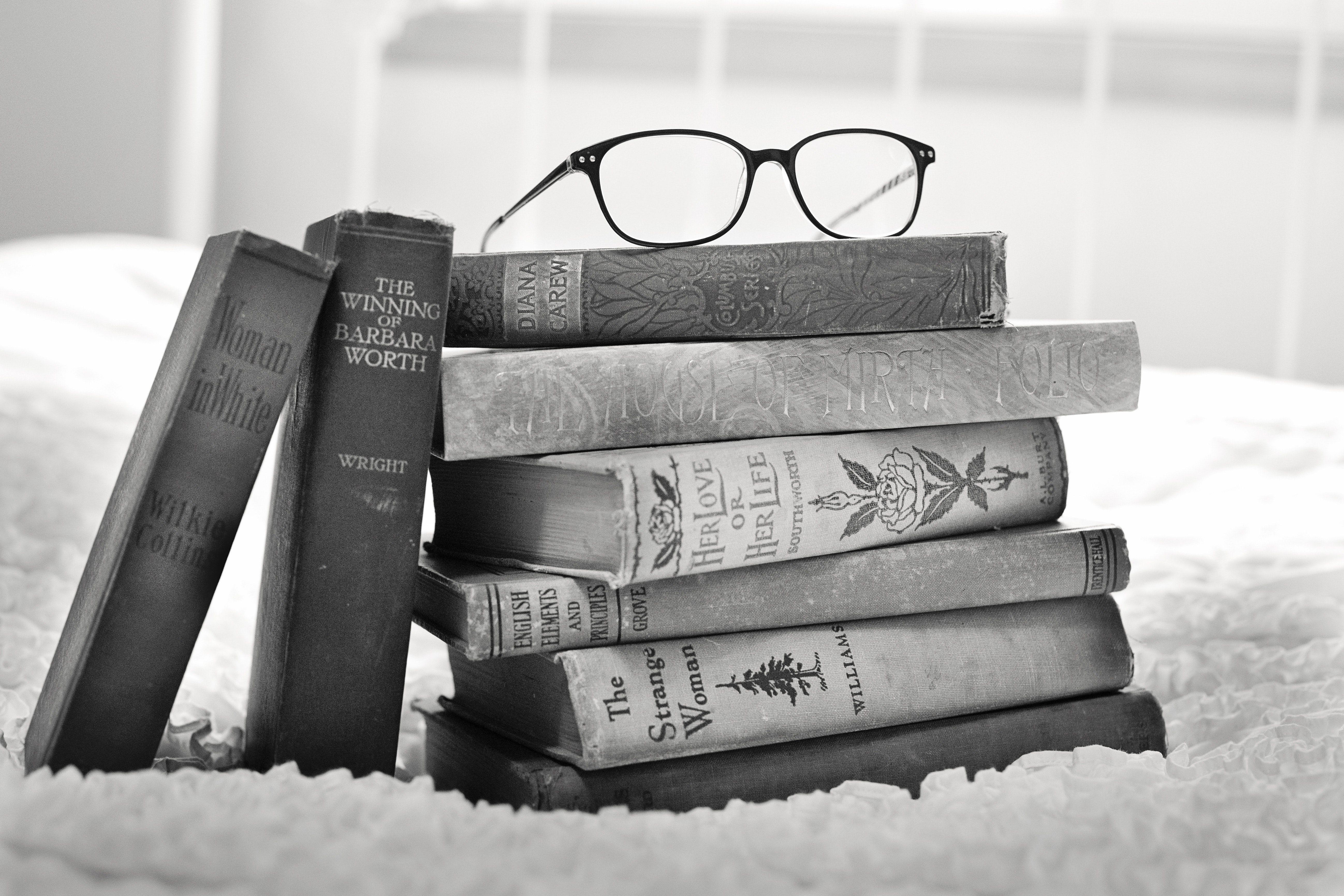 5193x3462 Free Of Antique, Black And White, Books