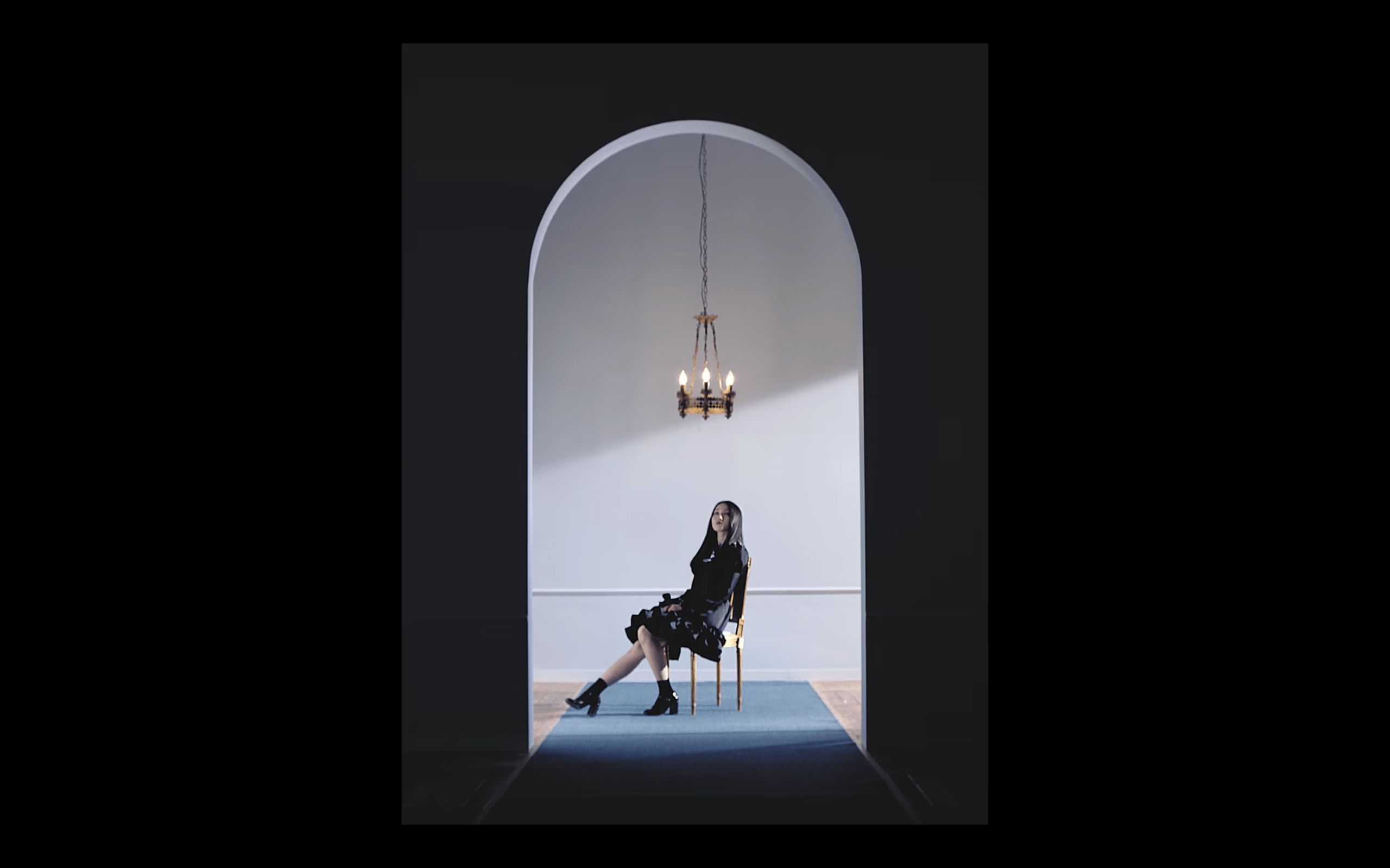 2560x1600 LOONA&Only MV (Go Won). Aesthetic desktop wallpaper, Kpop aesthetic, Film class