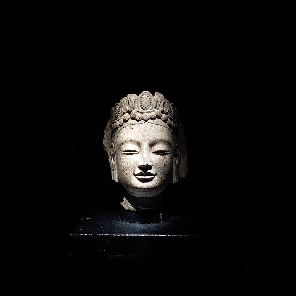 1000x1000 Buddha bust photo