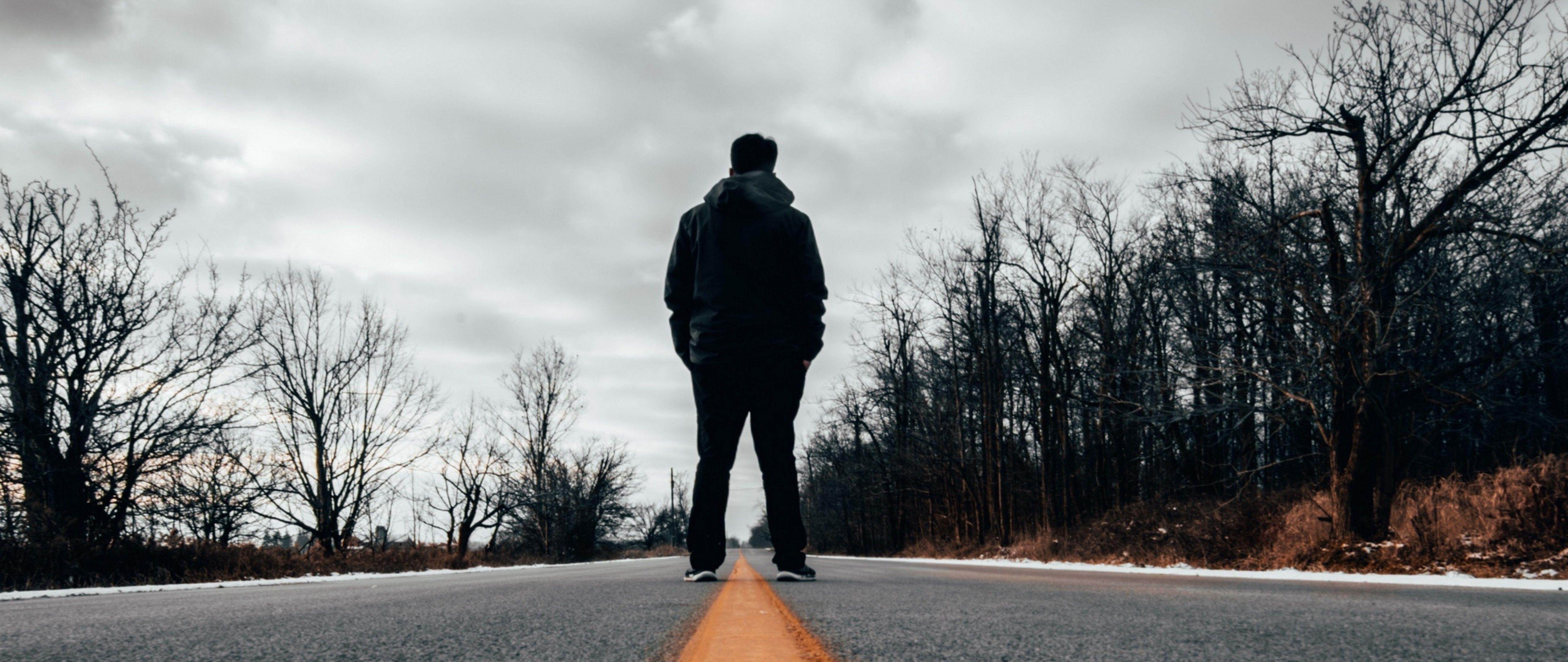 5120x2160 Lonely Man Wallpaper