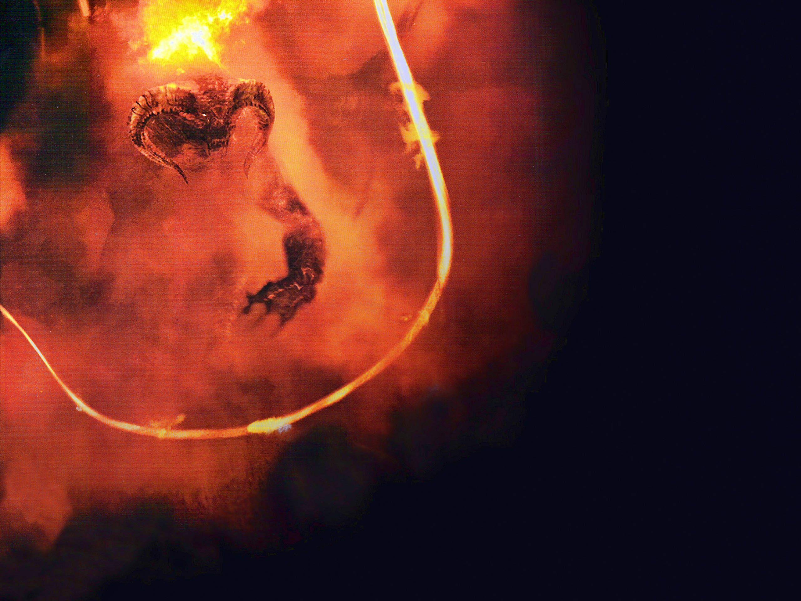 2560x1920 Balrog Wallpaper