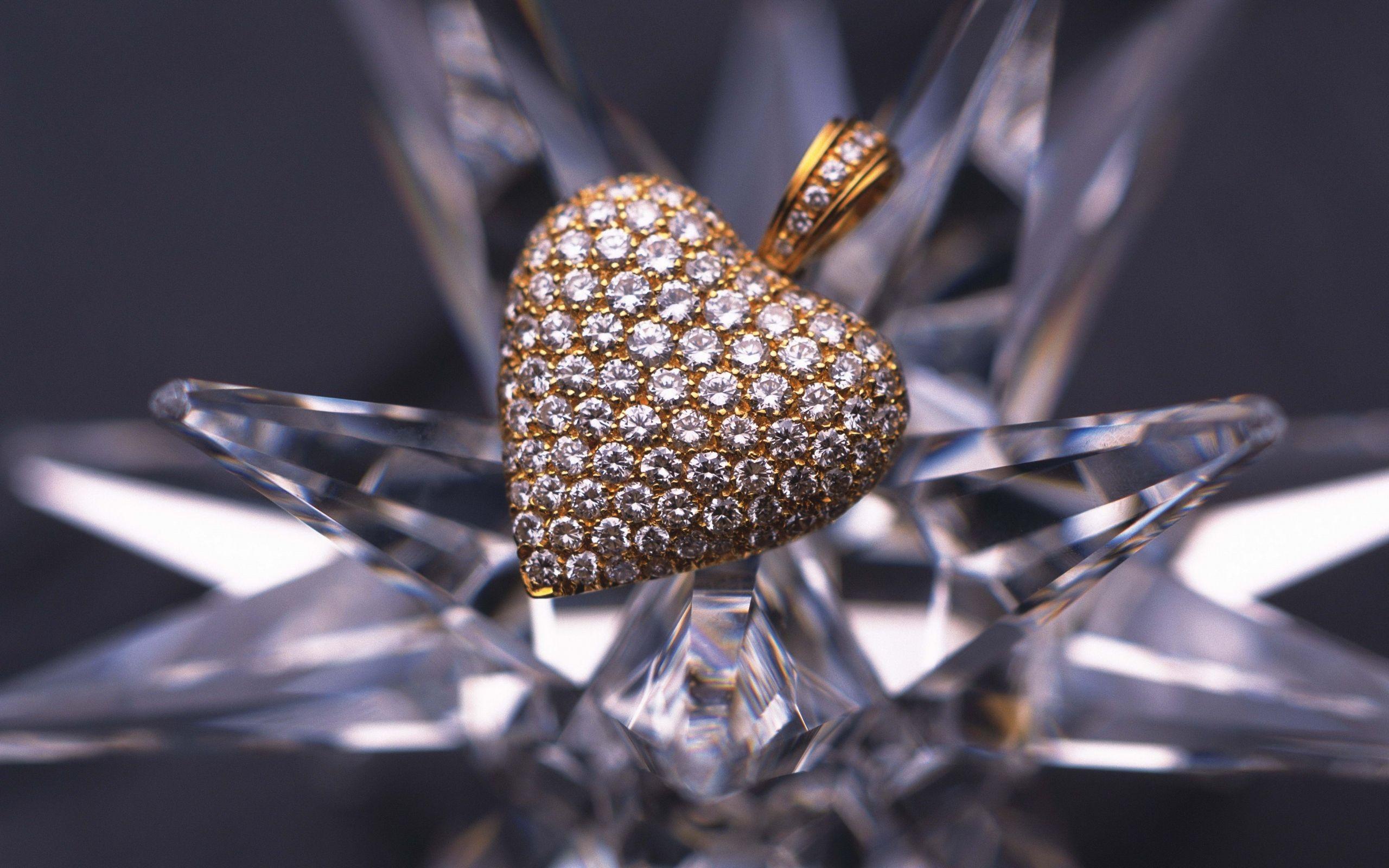 2560x1600 Download wallpaper golden heart with precious stones, jewelry, heart golden pendant, golden heart, gold jewelry for desktop with resolution 2560x1600. High Quality HD picture wallpaper