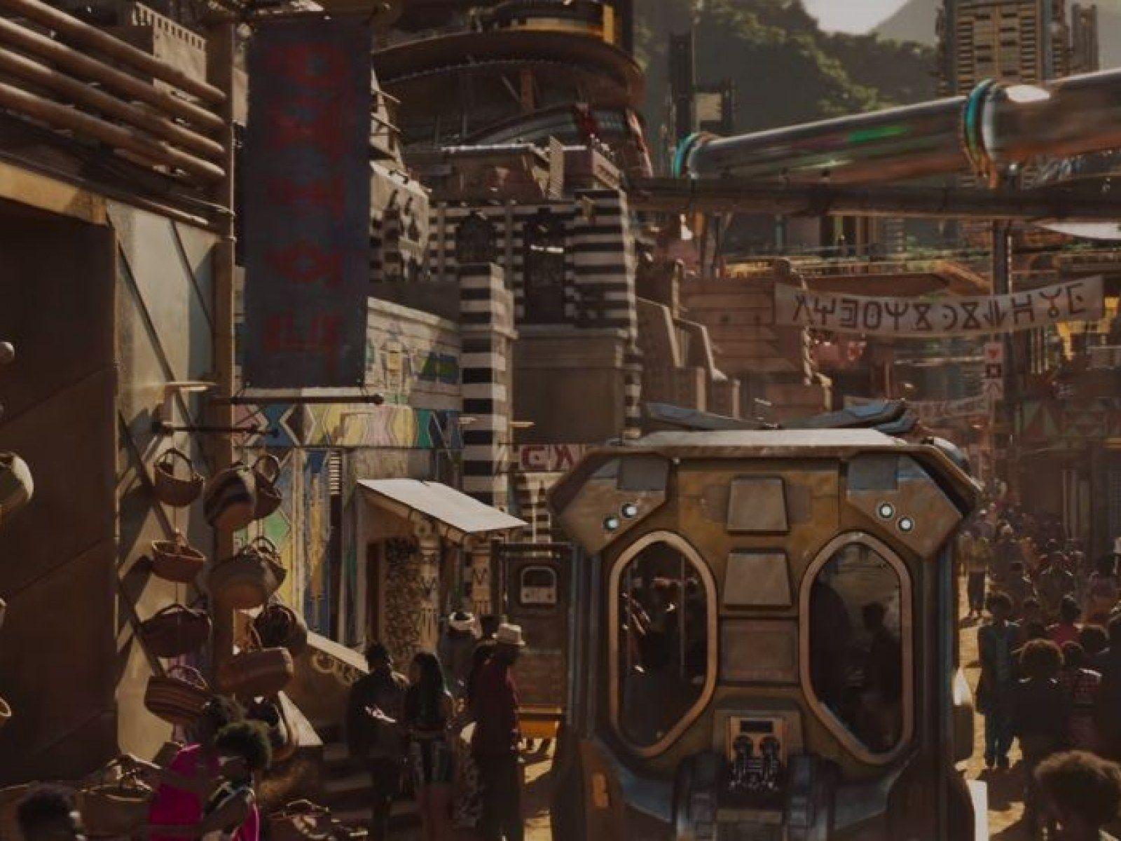 1600x1200 Black Panther' Succeeds As Urban Utopia: There Are No Cars In Wakanda