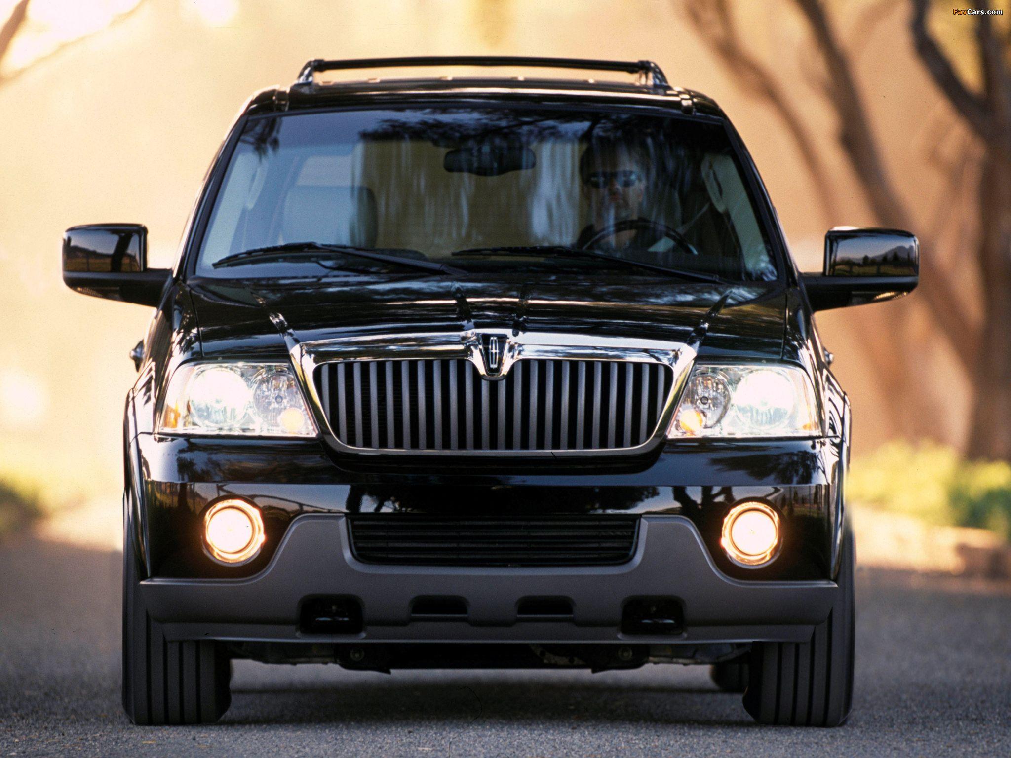 2048x1536 Lincoln Navigator 2003–06 wallpaper (2048x1536)