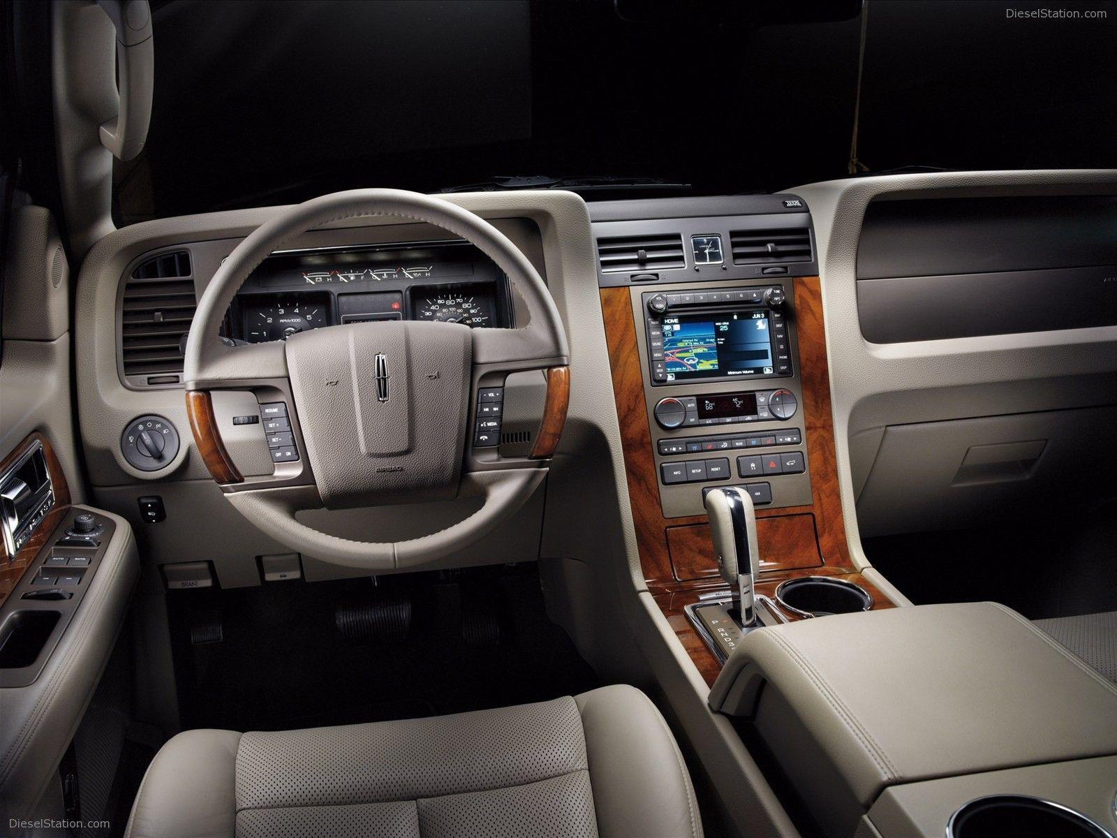 1600x1200 Lincoln Navigator 2011 Exotic Car Wallpaper of 18 : Diesel Station