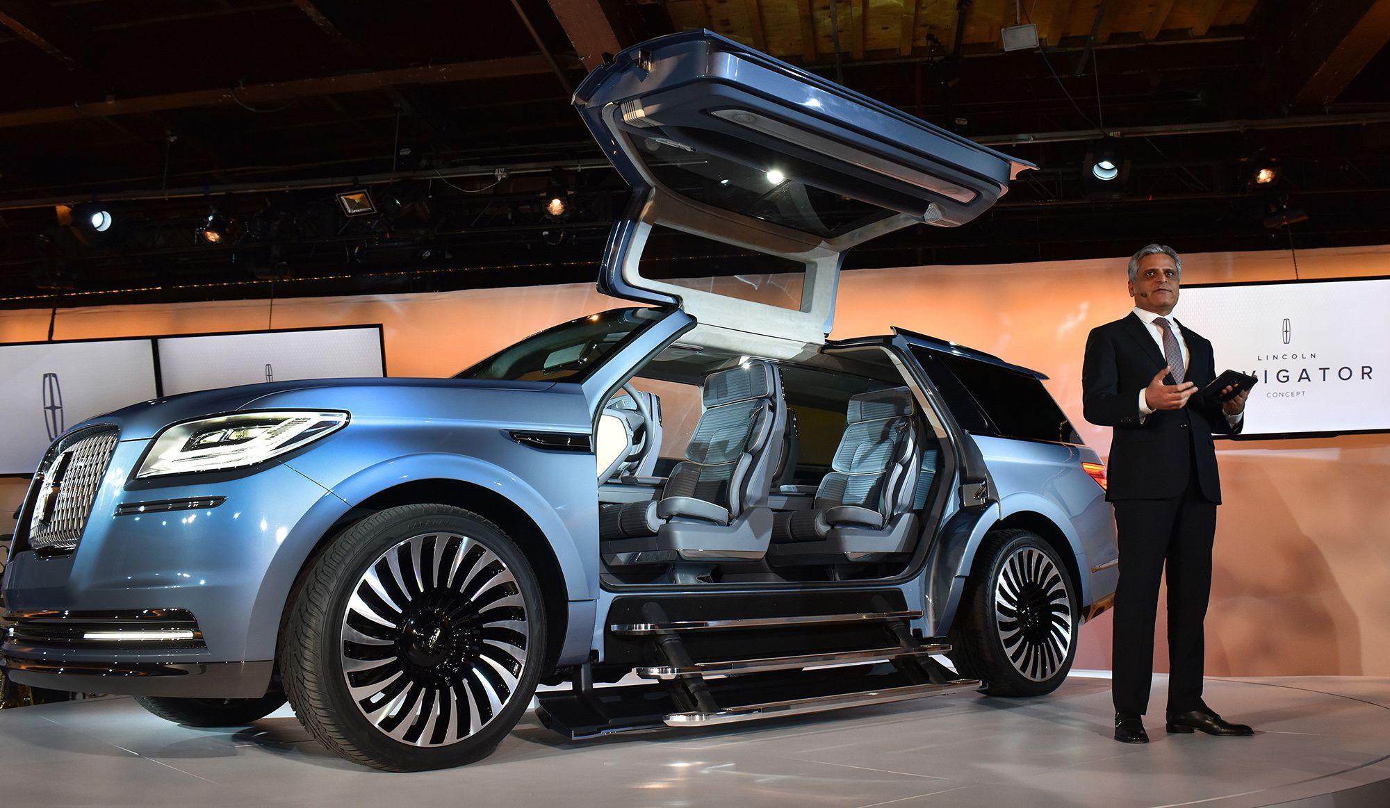 2000x1163 Lincoln Navigator Wallpaper HD