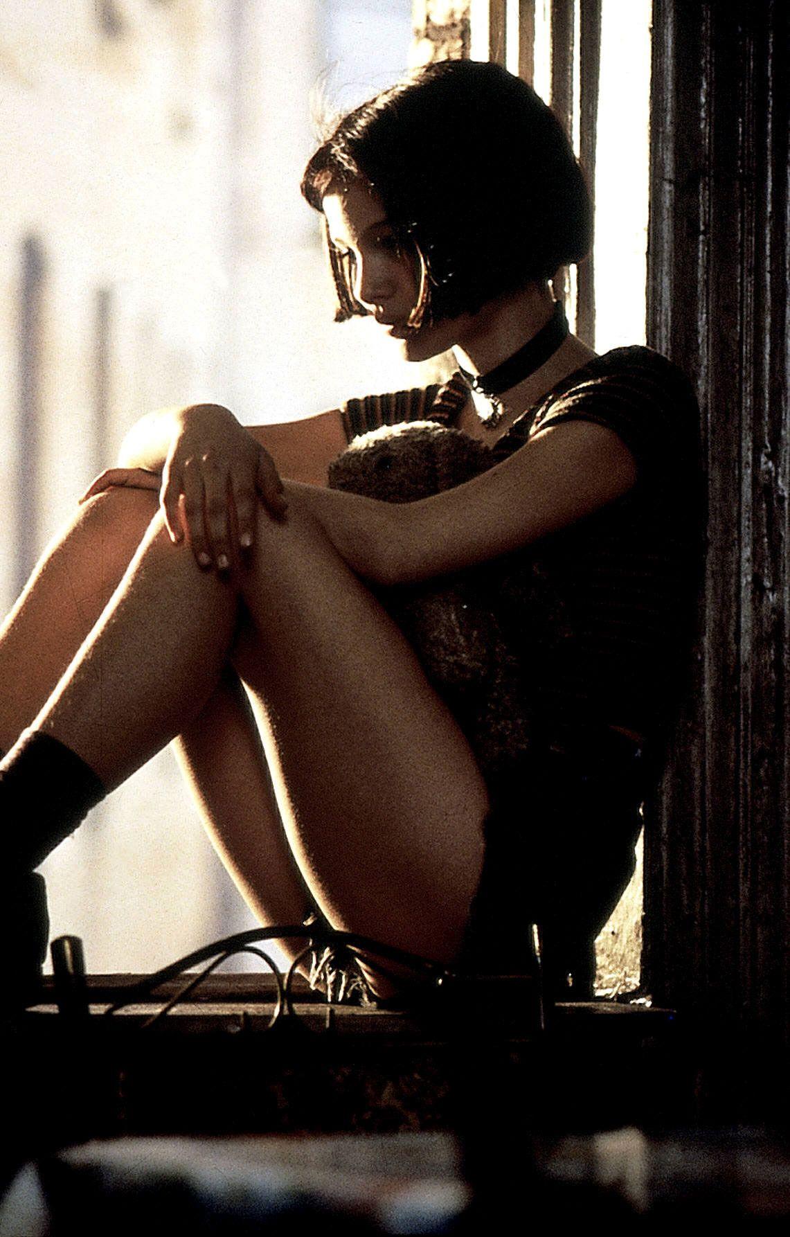 1141x1786 Best The Professional Mathilda ideas. léon the professional, natalie portman, natalie portman leon