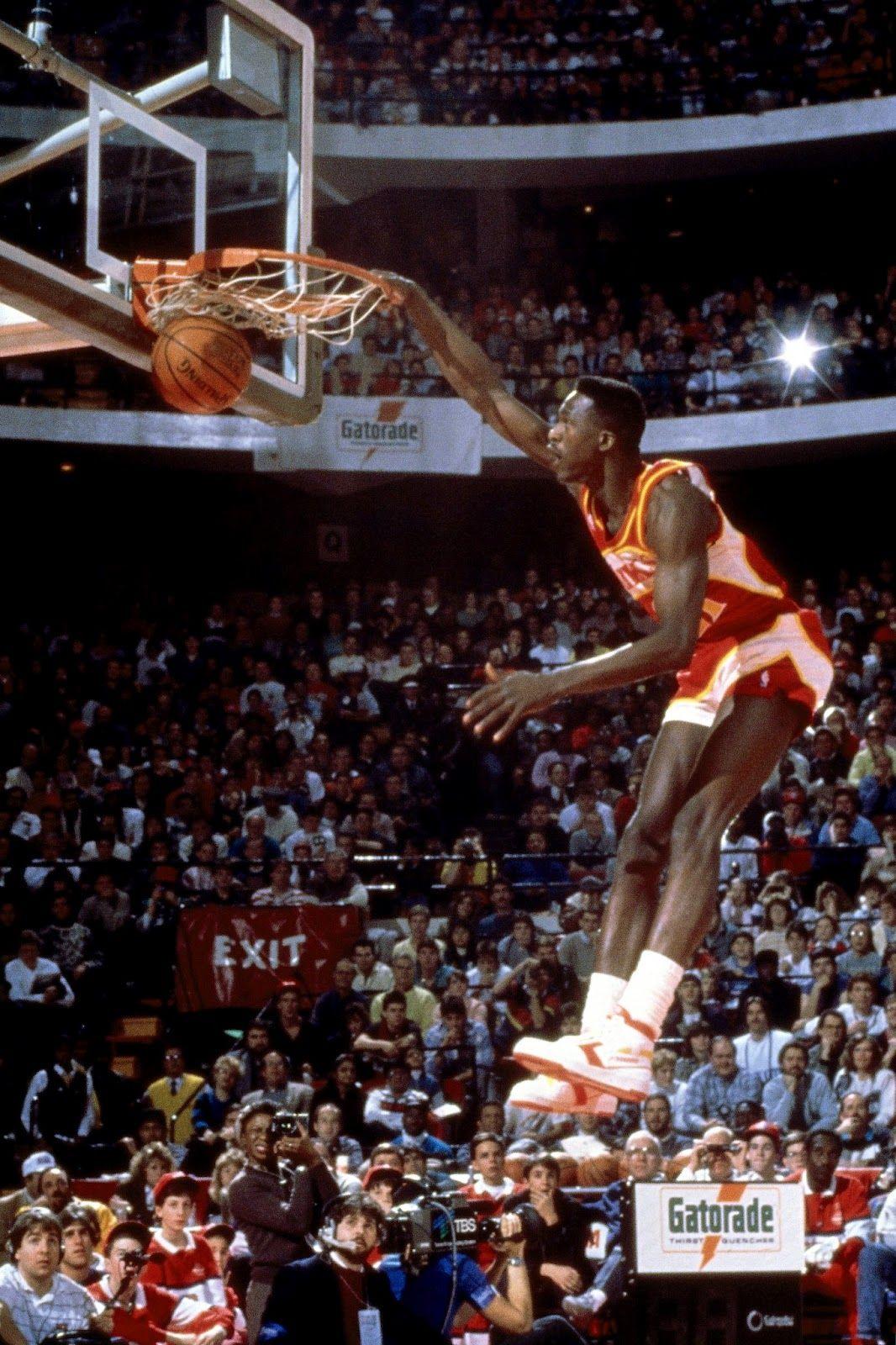 1066x1600 NBA Dunks Wallpaper