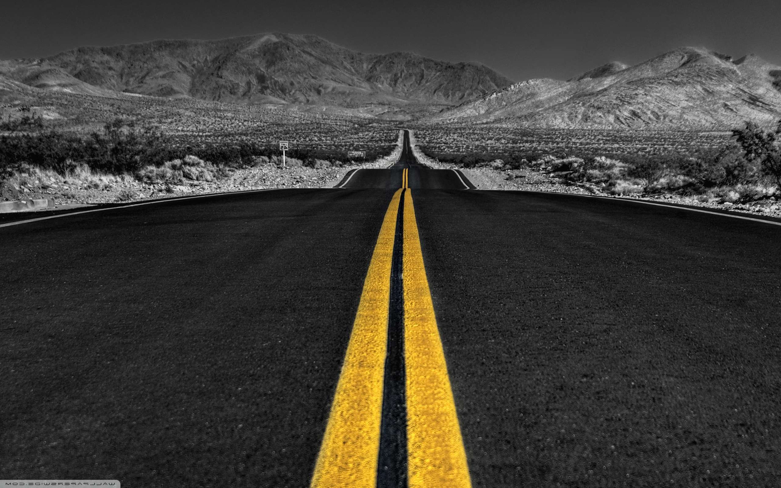 2560x1600 Black And White Wallpaper Road