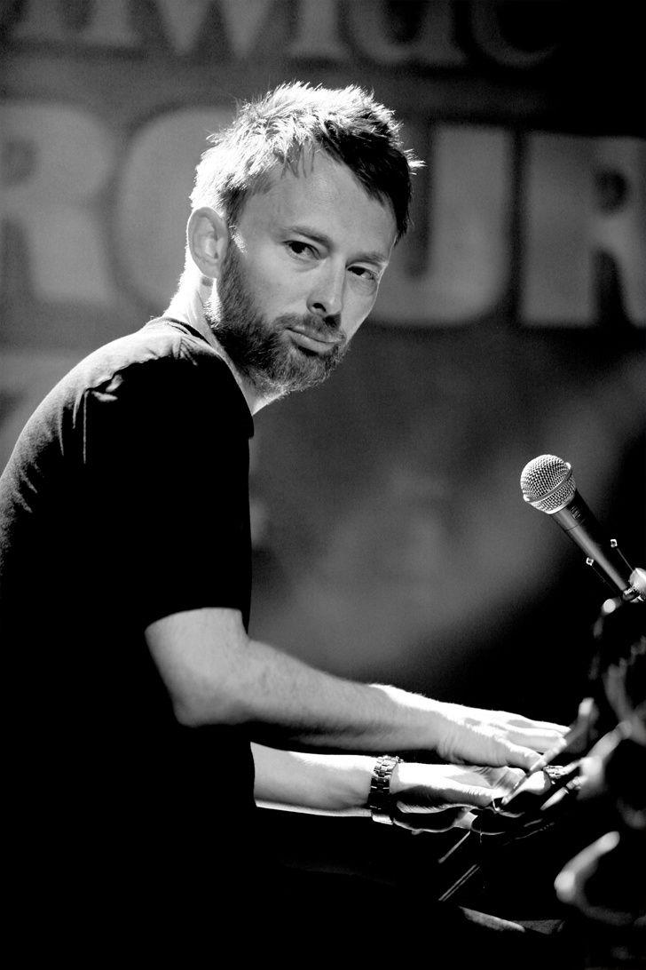 Thom Yorke Wallpapers - Top Free Thom Yorke Backgrounds - WallpaperAccess