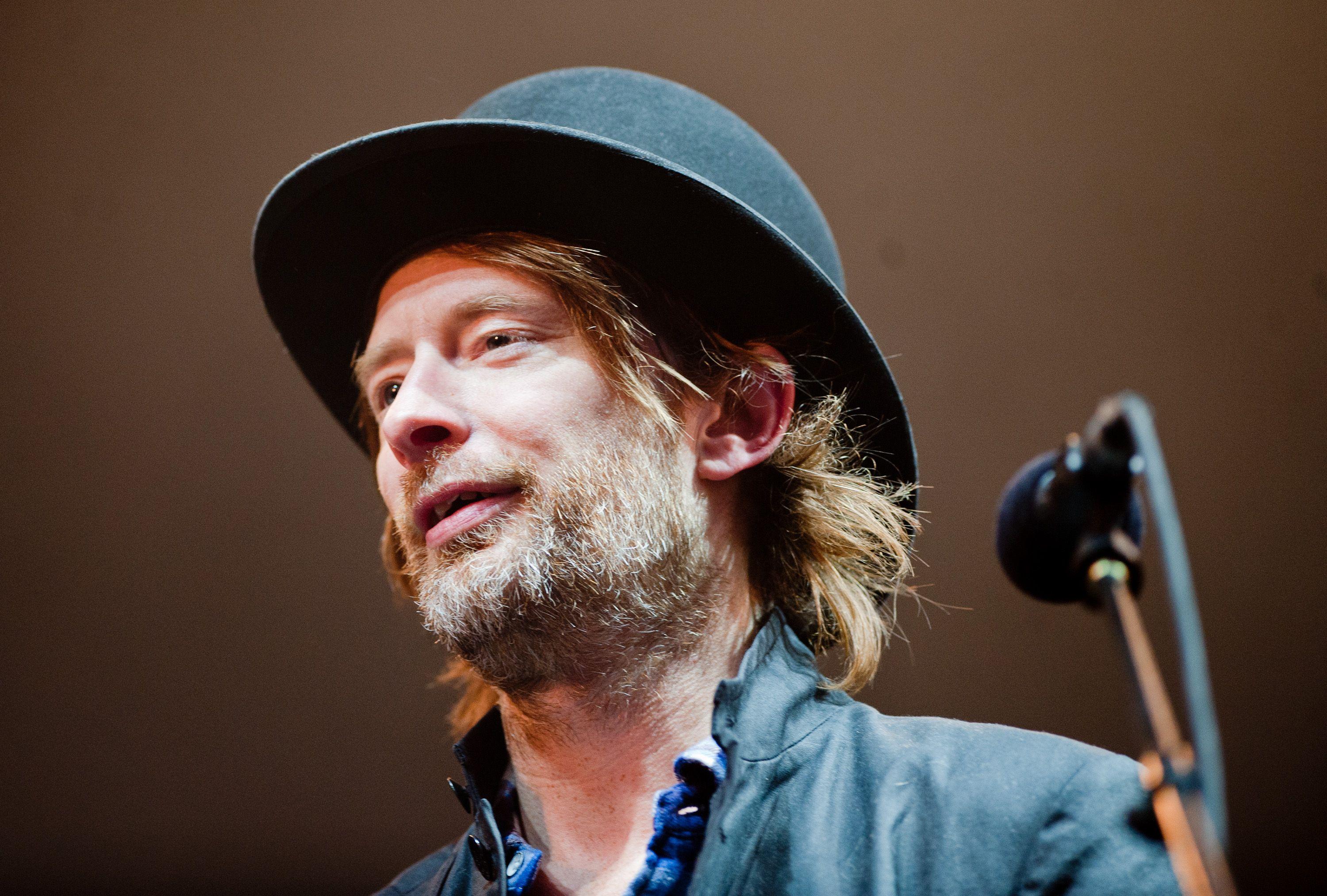 3000x2026 Thom Yorke Performs On Day 2 Of The Big Chill Festival Yorke Wallpaper & Background Download