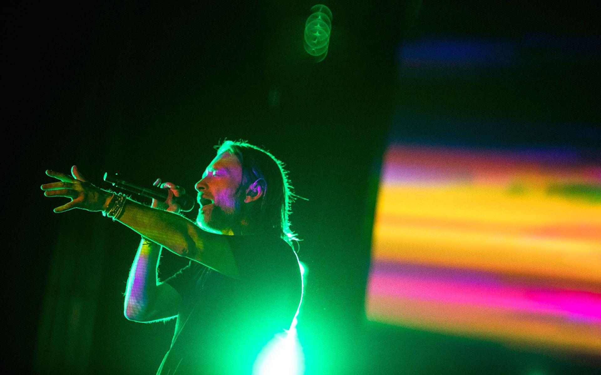 1920x1200 Thom Yorke and Oliver Coates live at the Boch Center Wang Theatre