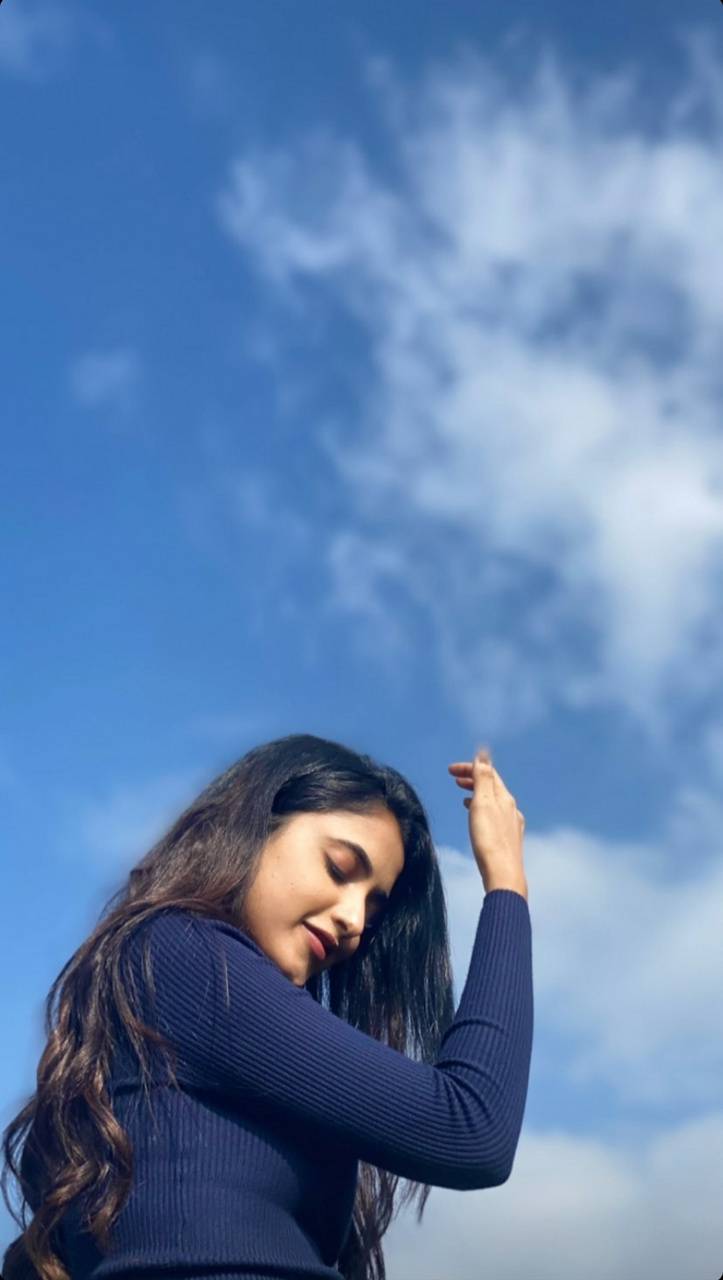 723x1280 Priyanka arul Mohan wallpaper