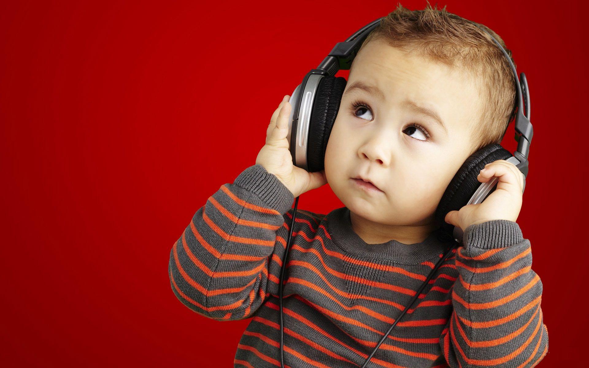 1920x1200 Baby Boy Pics Wallpaper
