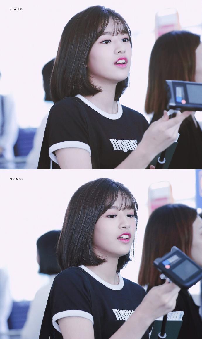 690x1159 Ahn Yujin Wallpaper