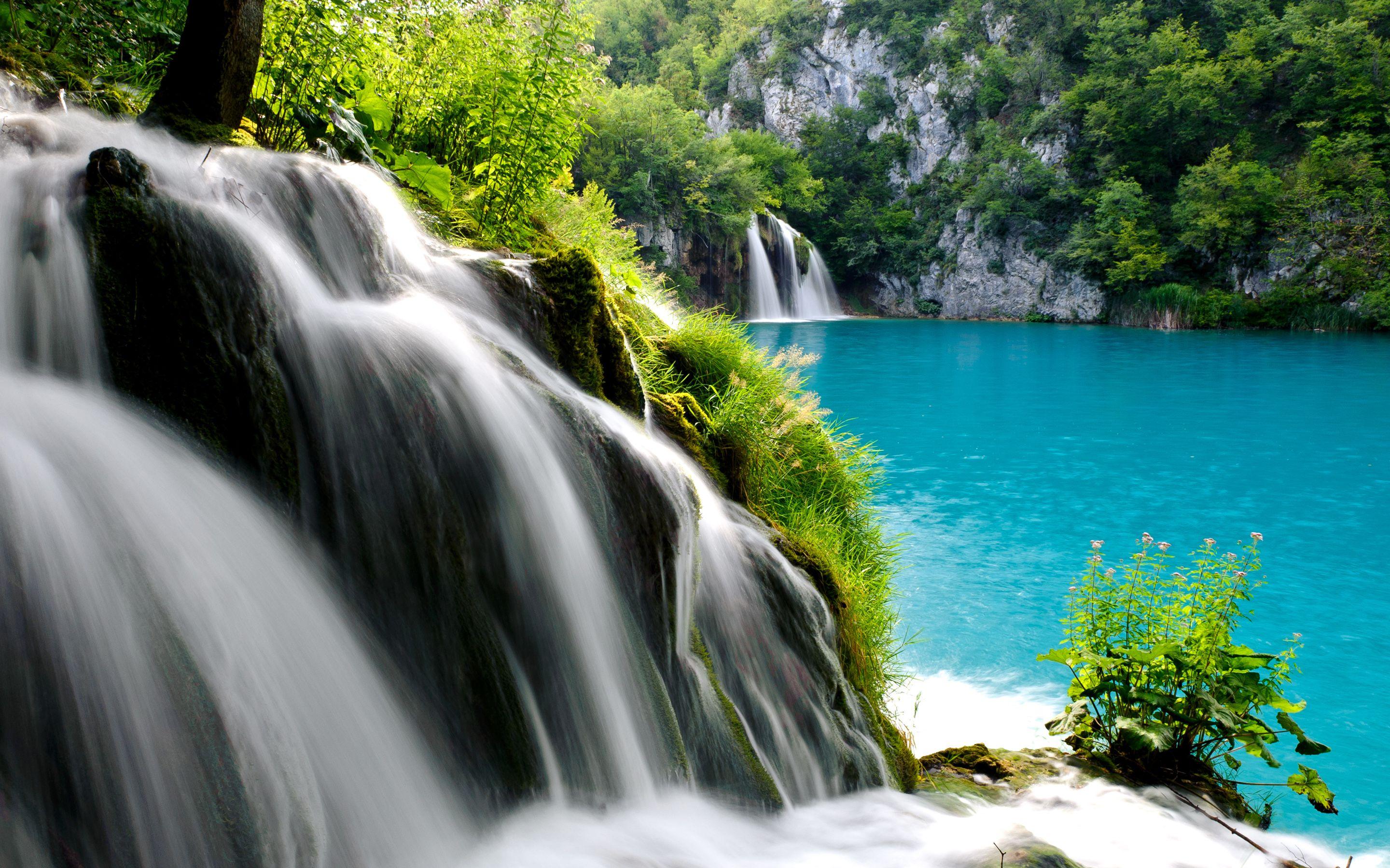 2880x1800 Plitvice Lakes National Park Waterfall Wallpaper