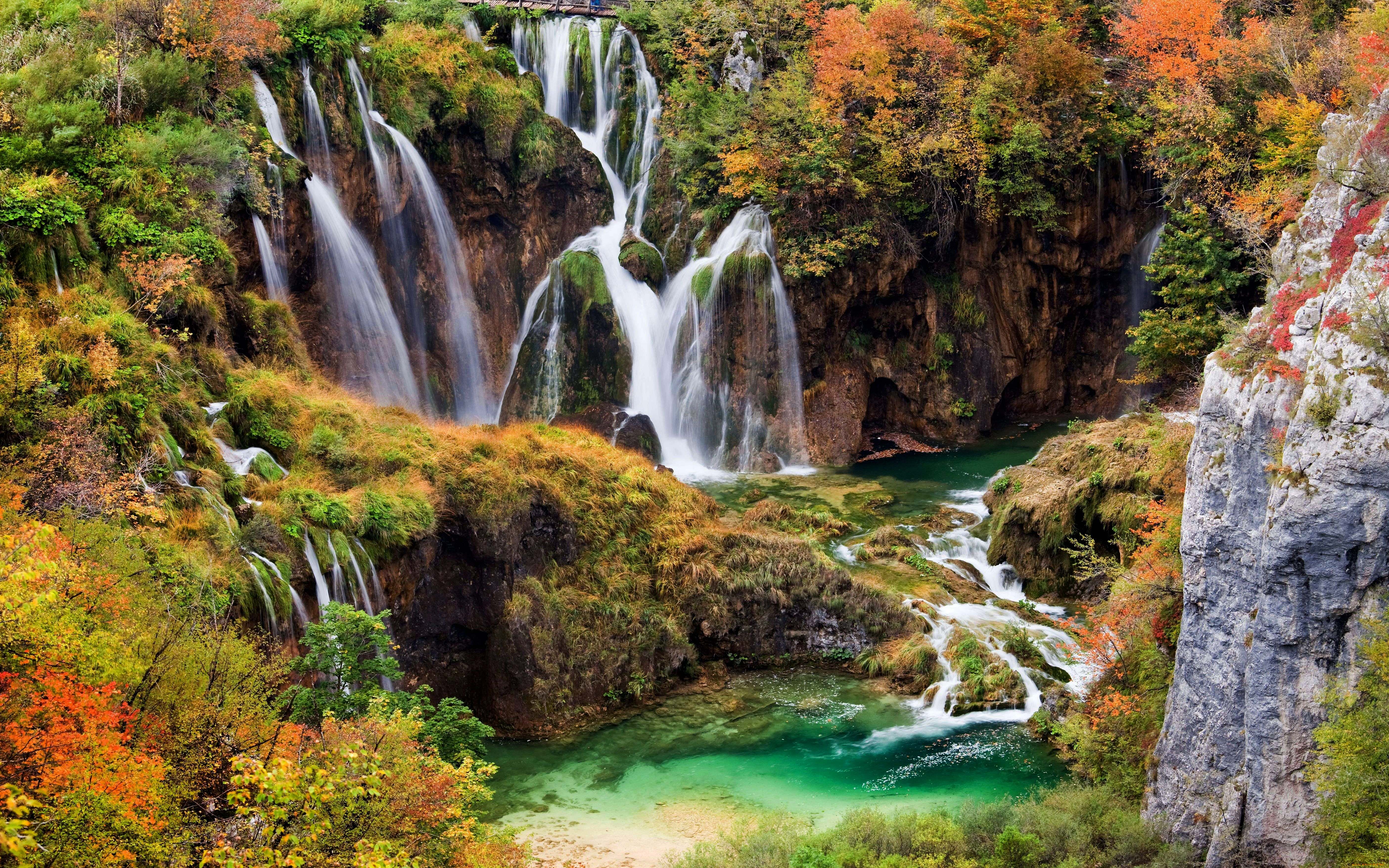 5616x3510 Plitvice Lakes National Park In Croatia Beautiful Landscape Waterfalls In Autumn Desktop HD Wallpaper 5616x3510
