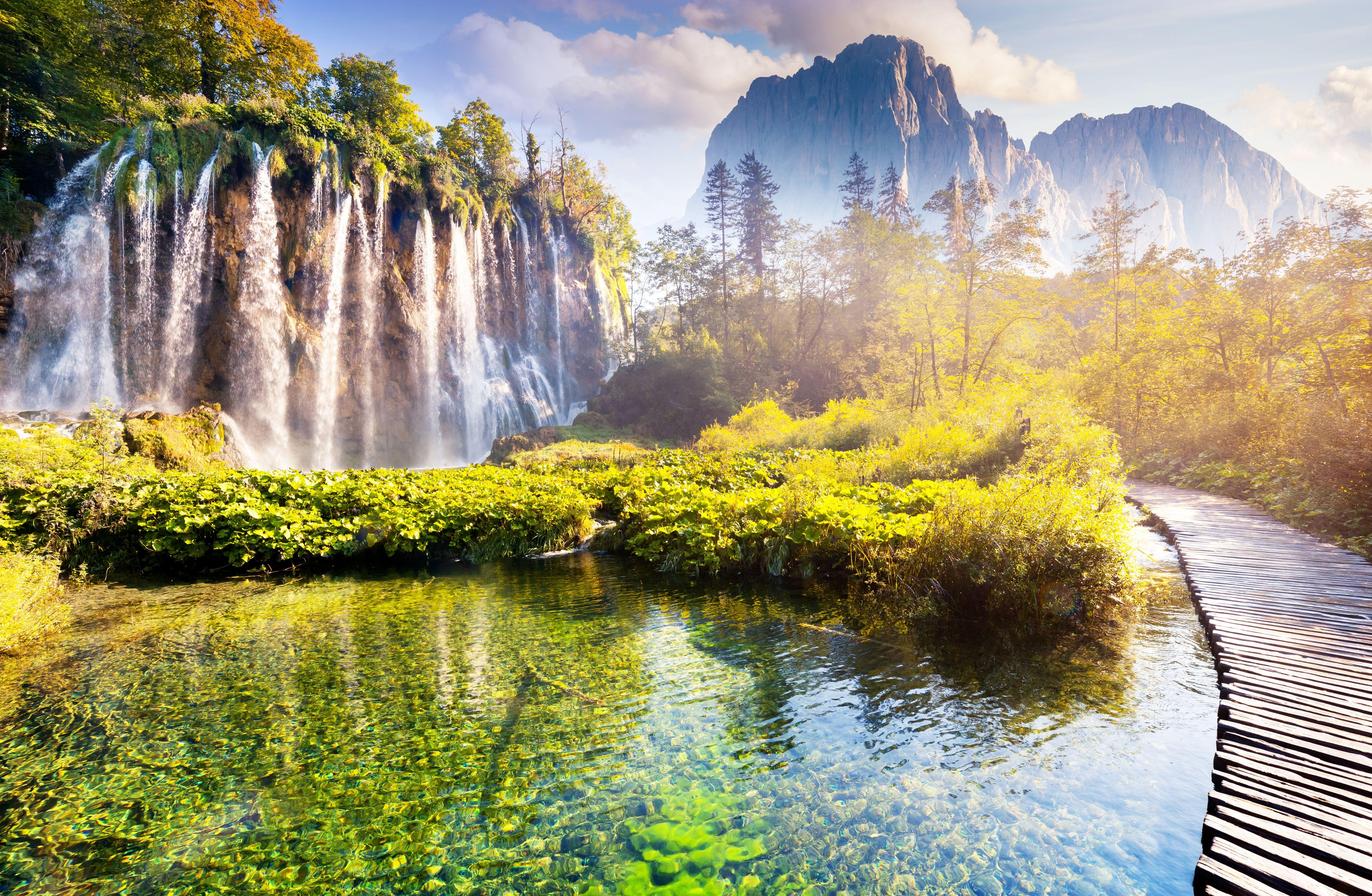 5536x3618 On the phone plitvice lakes, waterfall high quality wallpaper