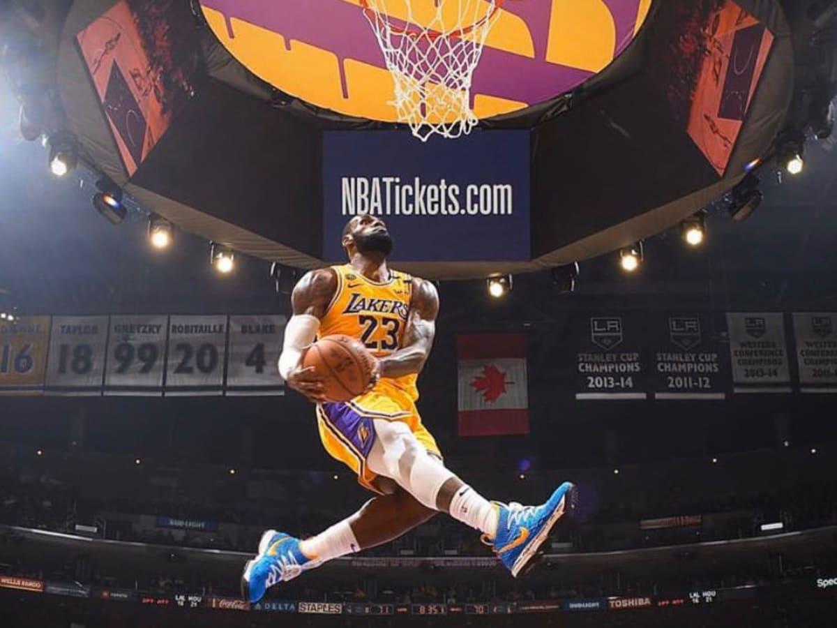 1200x900 LeBron James dunk: Lakers photographer captures iconic moment