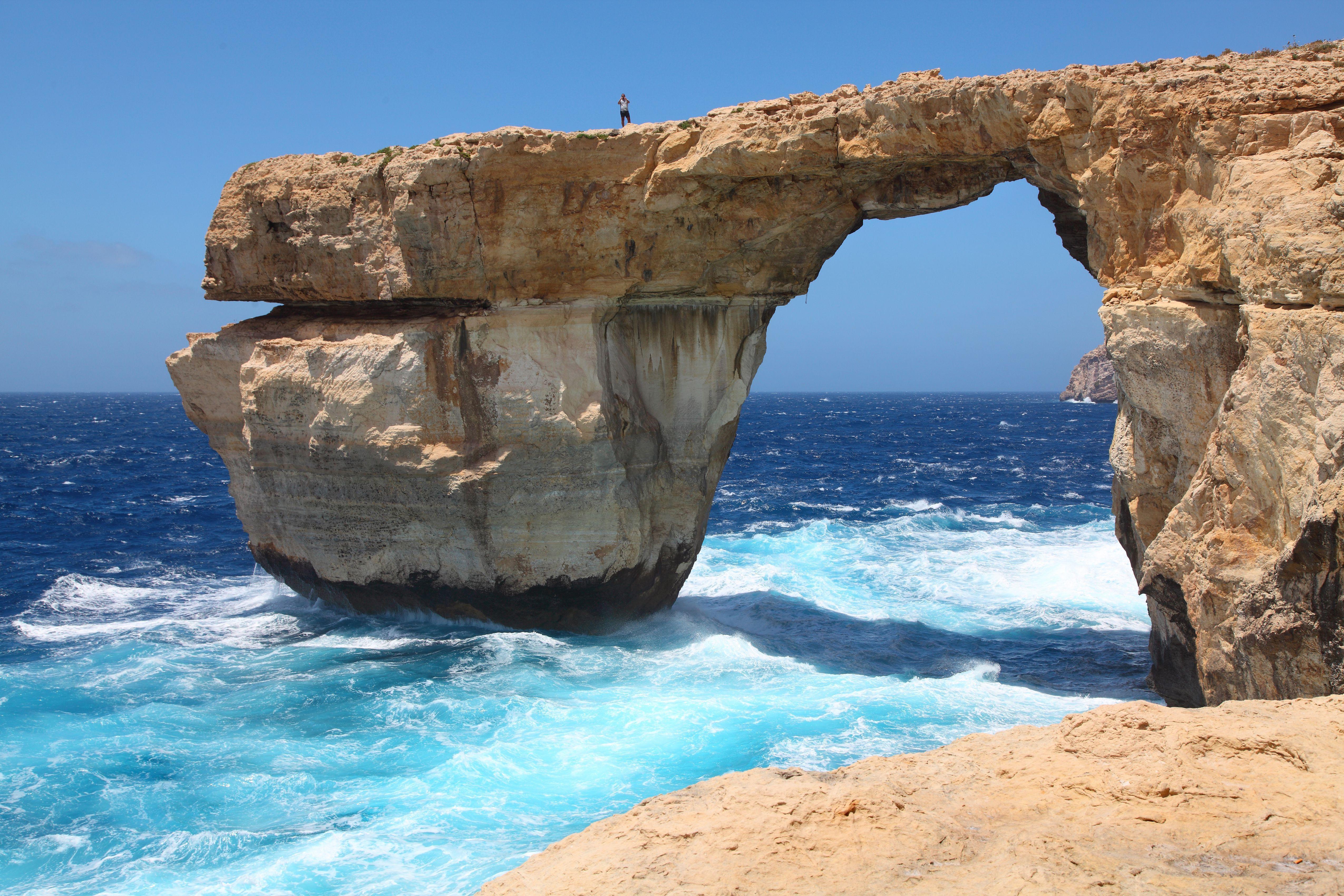5100x3400 Sea Cave Malta Picture