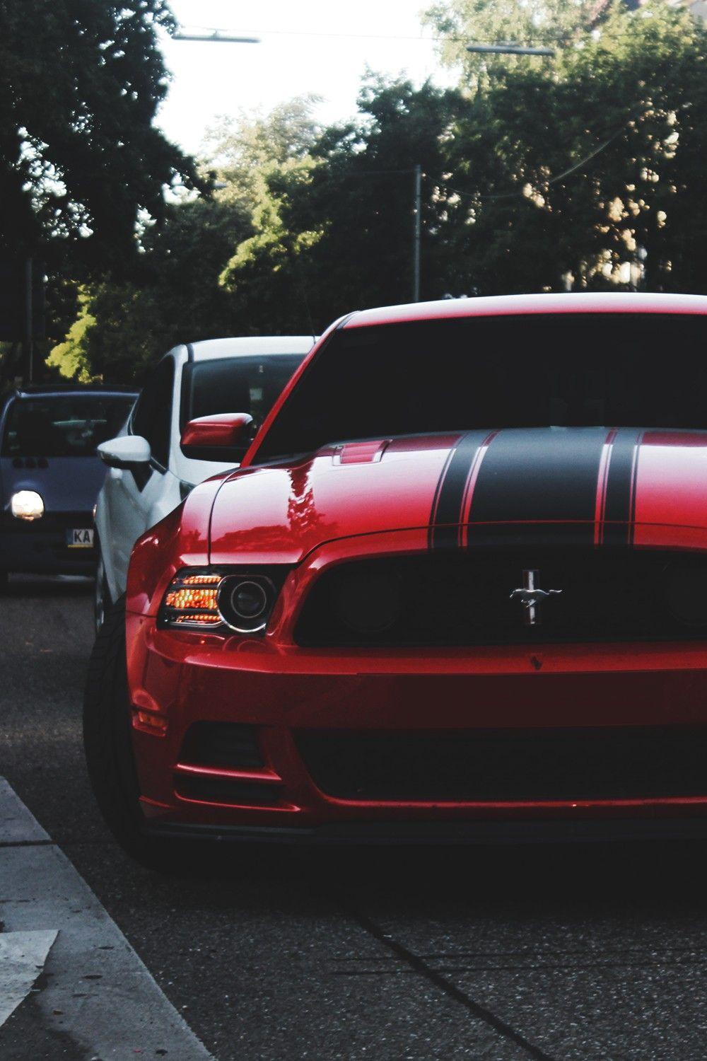 1000x1500 Ford Mustang Red Wallpaper