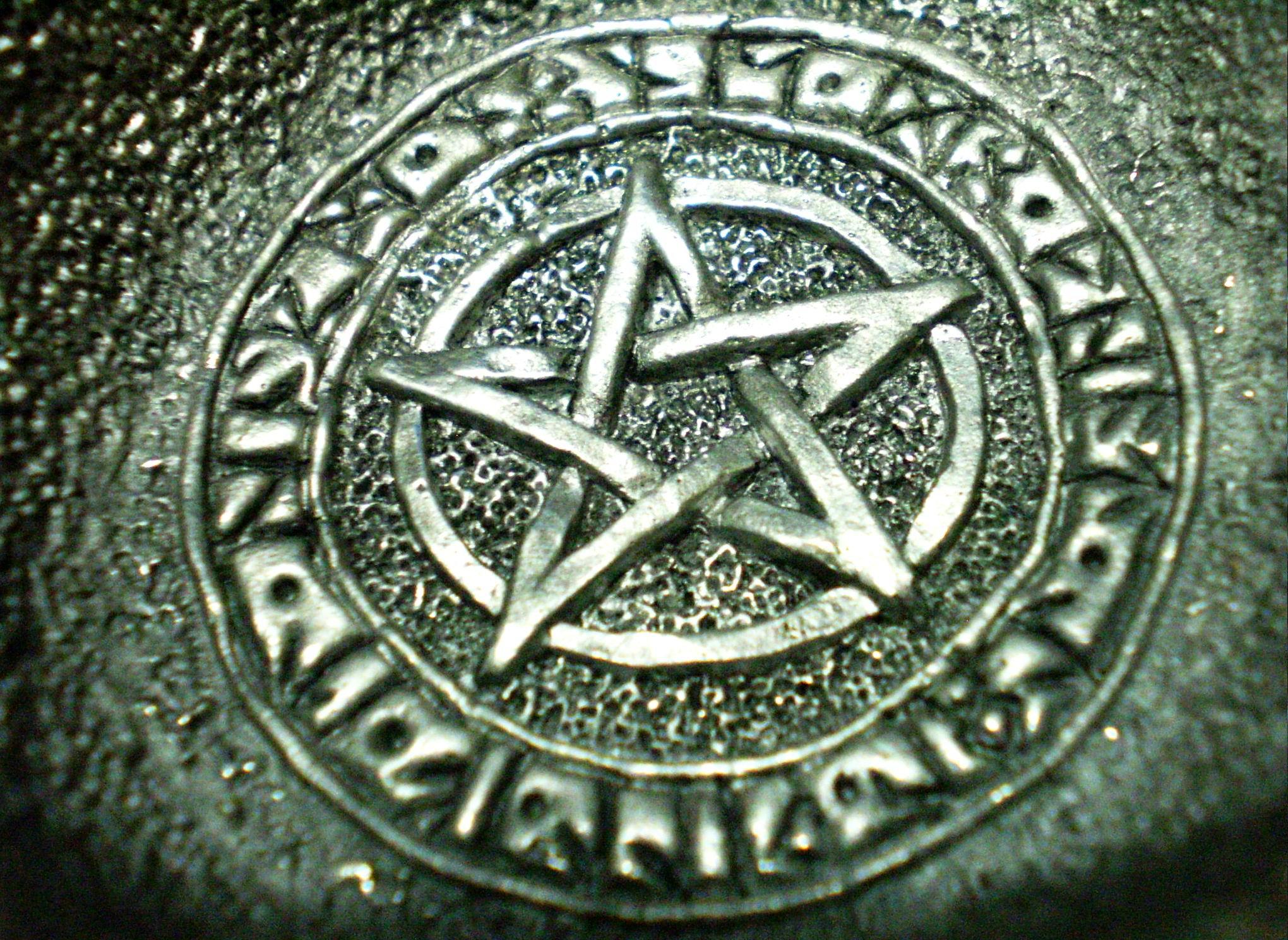 2040x1488 Occult Full HD Wallpaper and Background Imagex1488