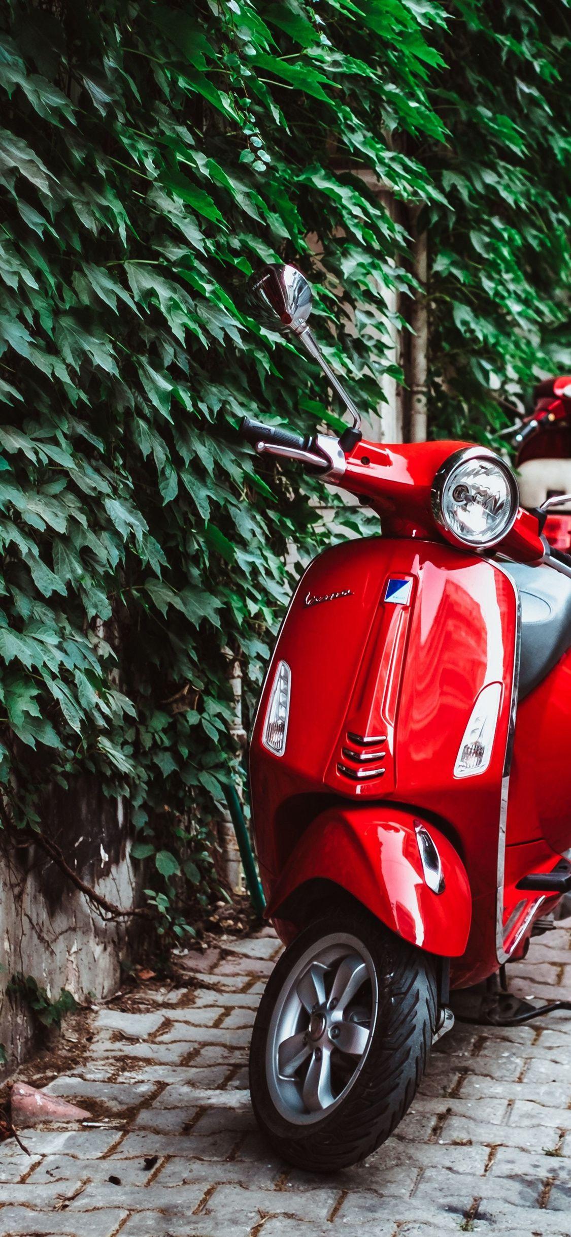 1125x2436 Vespa iPhone Wallpaper