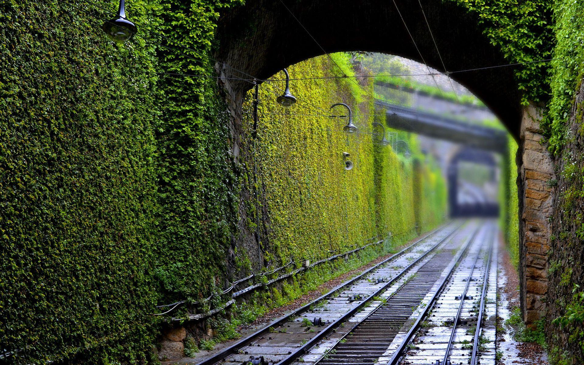 1920x1200 Pretty Railroad Wallpaper
