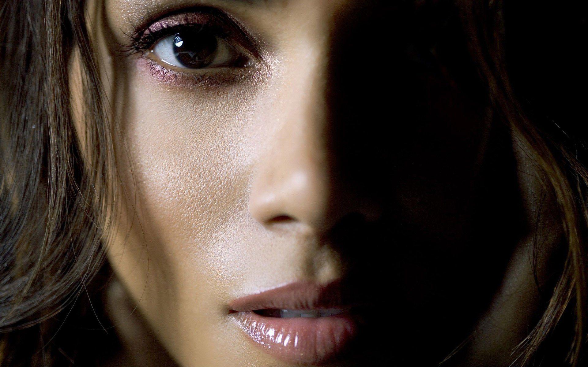 1920x1200 Halle Berry 839707